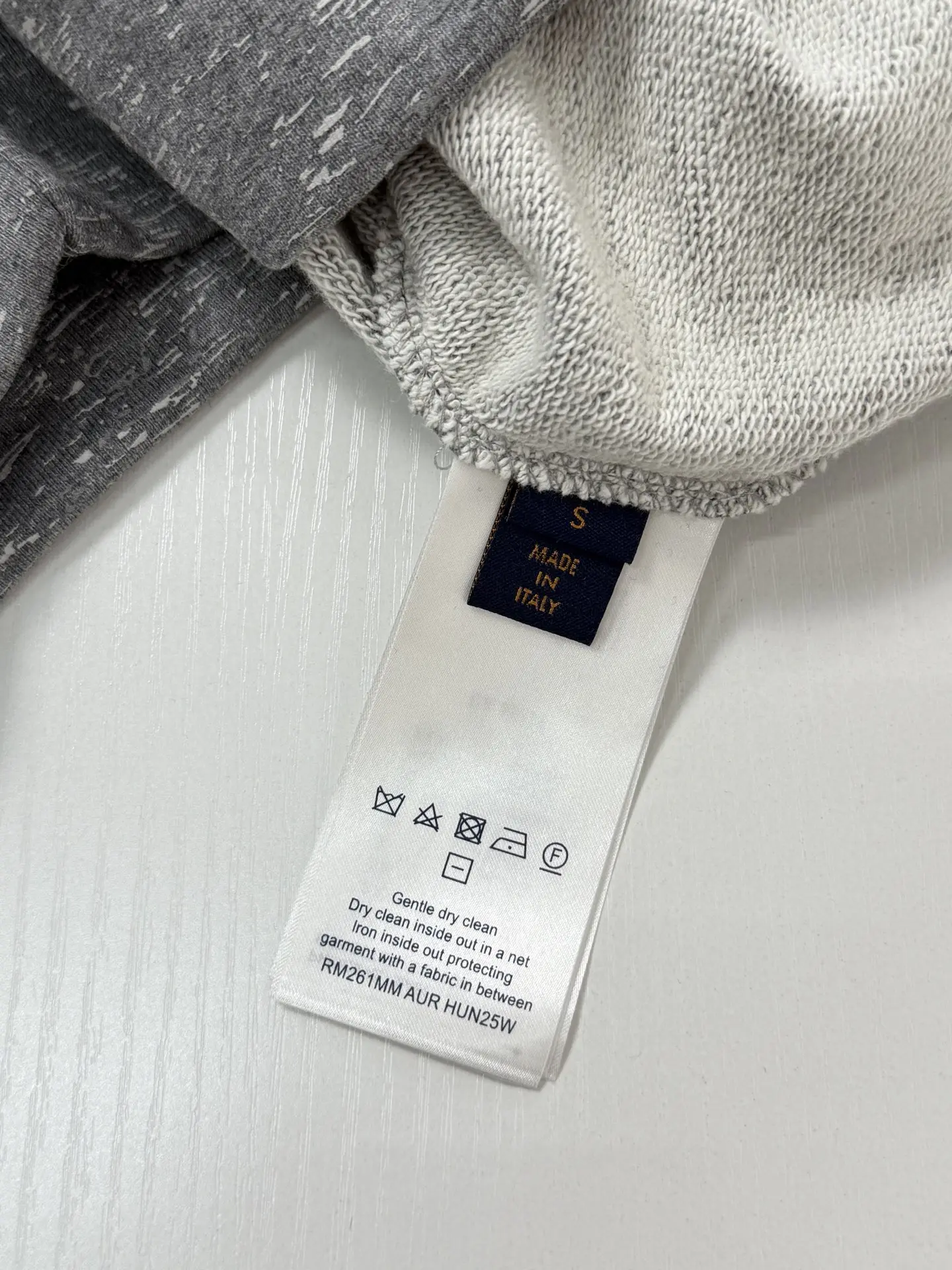 Reflective Monogram Marl Crew-Neck Sweatshirt D29522016 — view 9
