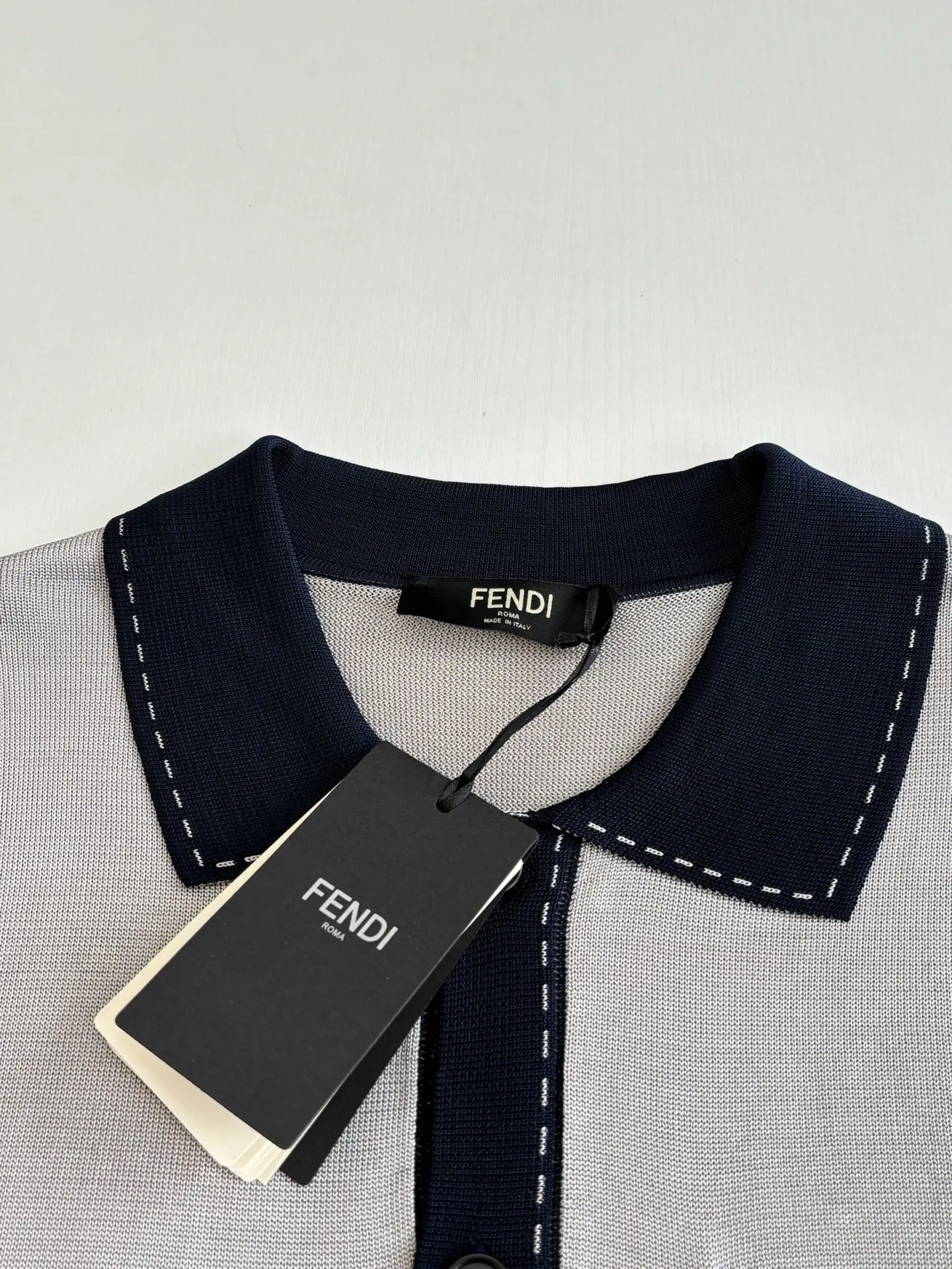 Contrast-Stitch Knit Polo Cardigan D29518726 — view 4