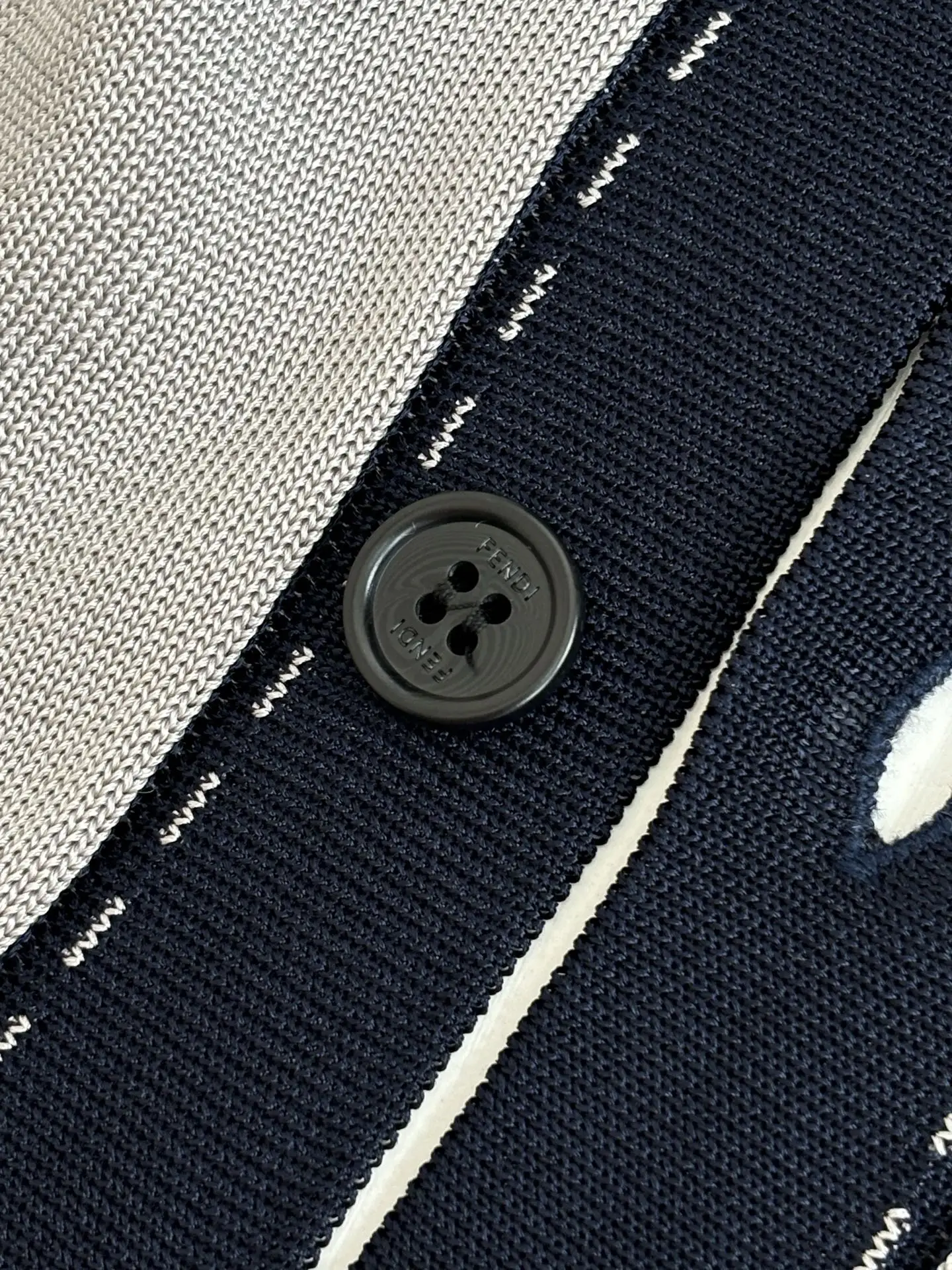Contrast-Stitch Knit Polo Cardigan D29518726 — view 11