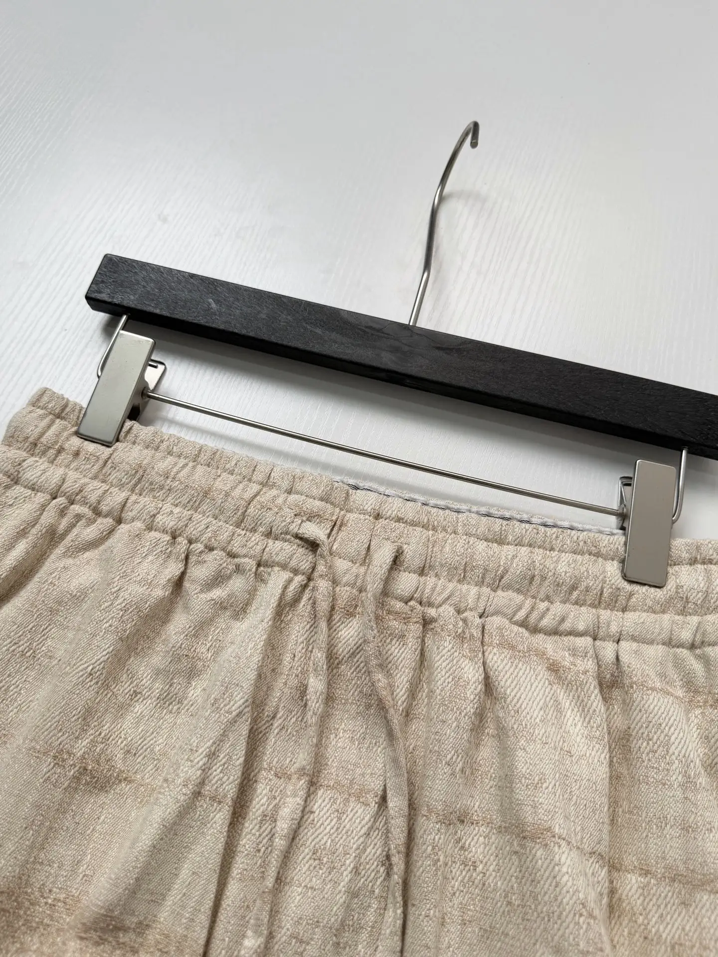 Gradient Striped Mixed-Knit Shorts D29518661 — view 4