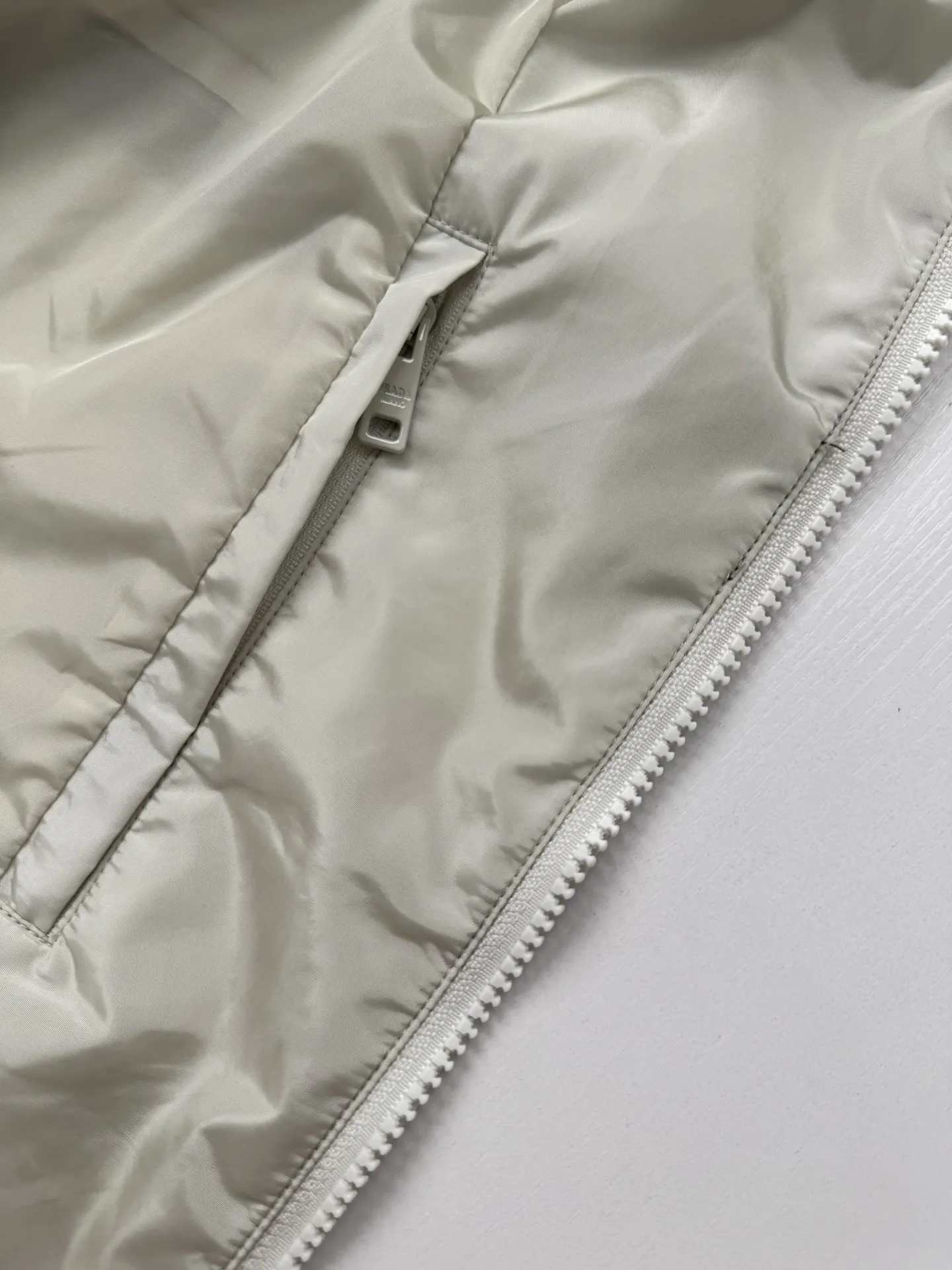 Contrast-Stripe Funnel-Neck Windbreaker Jacket D29818649 — view 10