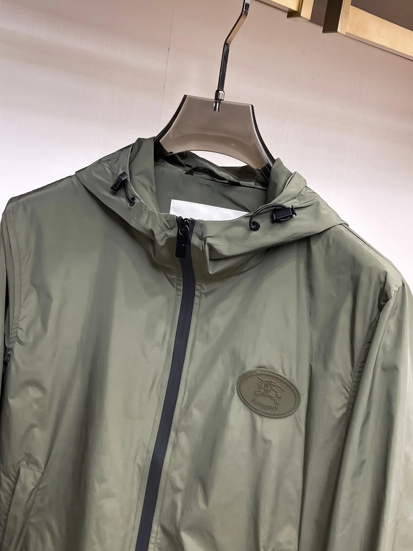 Logo-Appliqué Hooded Shell Jacket D30014765 — view 4