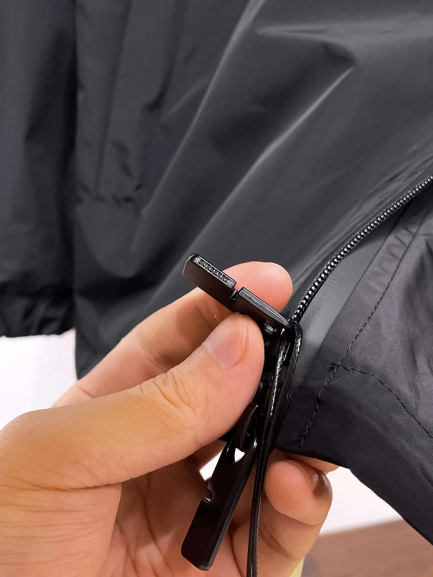Logo-Appliqué Hooded Shell Jacket D30014766 — view 11