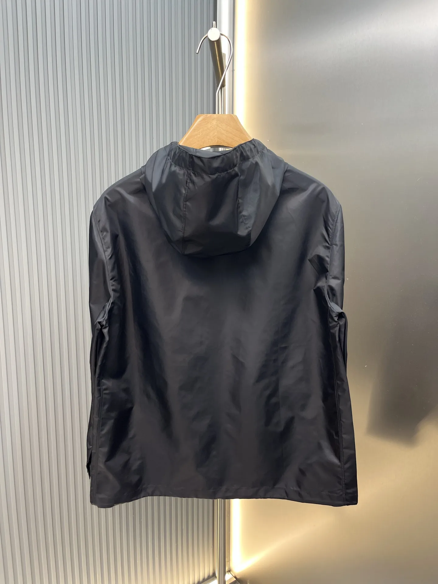 Logo-Appliquéd Hooded Shell Jacket D30020428 — view 3