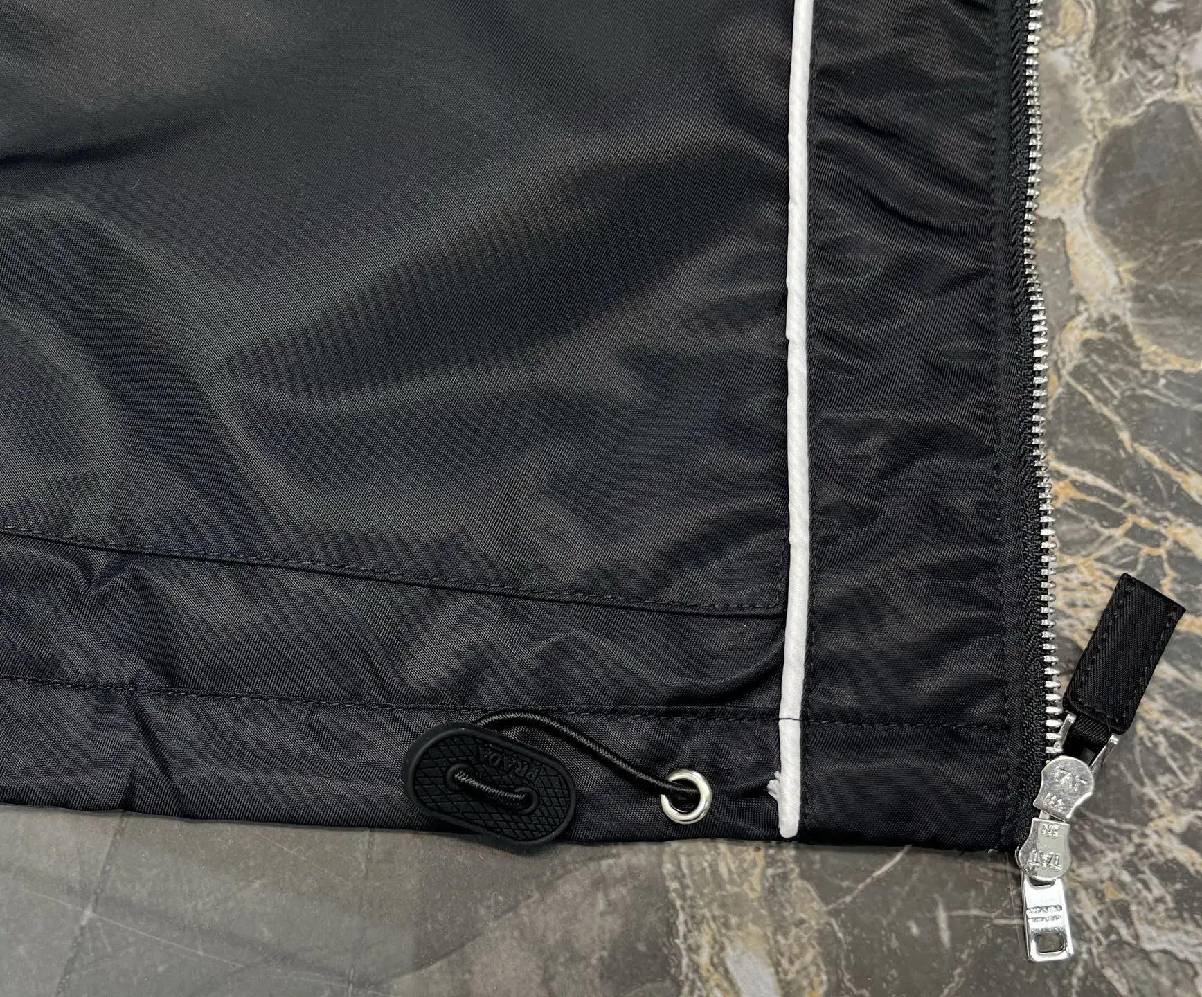 Logo-Appliquéd Hooded Shell Jacket D30020428 — view 6