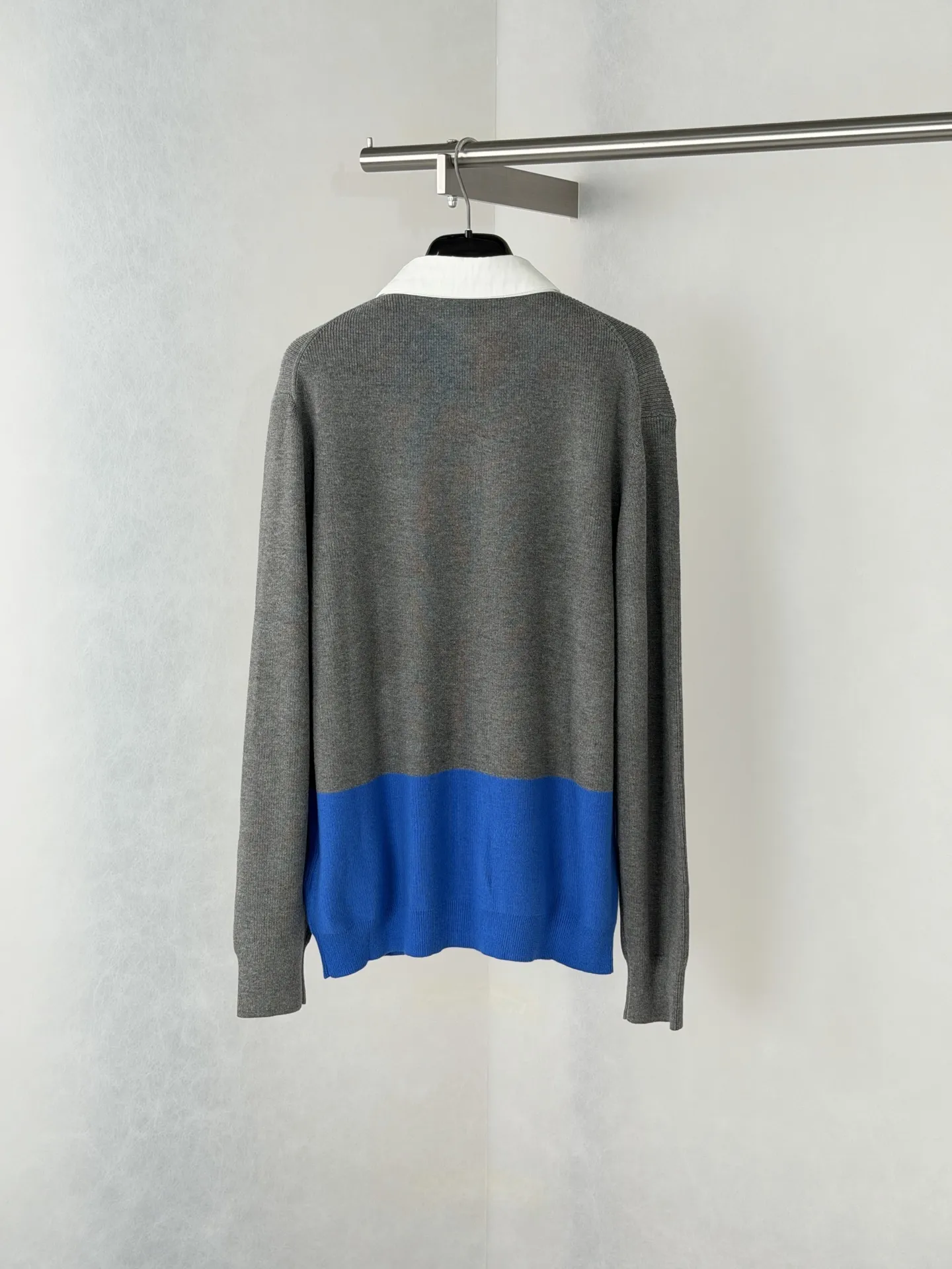 Color-Block Ribbed Wool-Blend Polo Sweater D30018703 — view 2