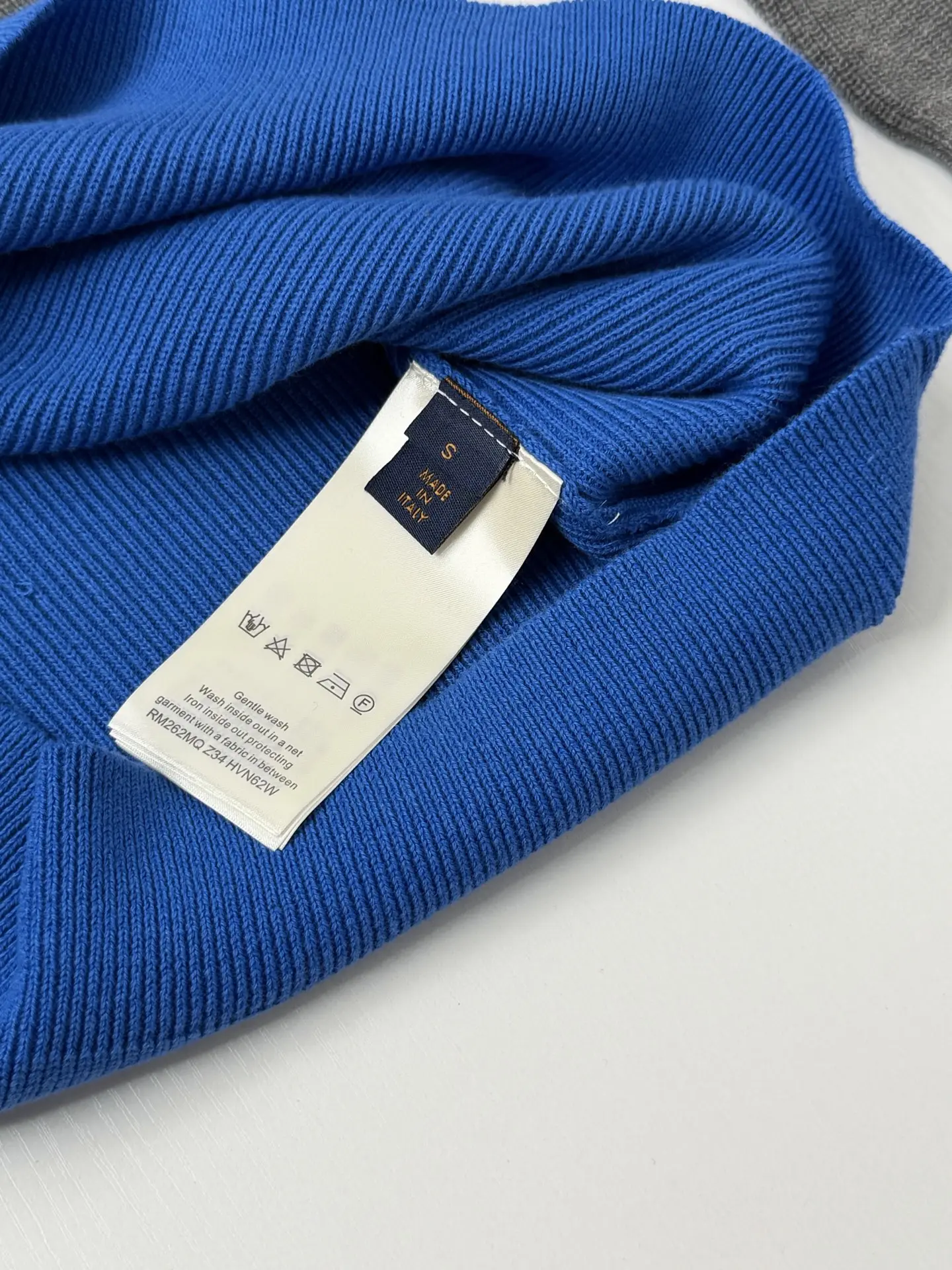 Color-Block Ribbed Wool-Blend Polo Sweater D30018703 — view 8