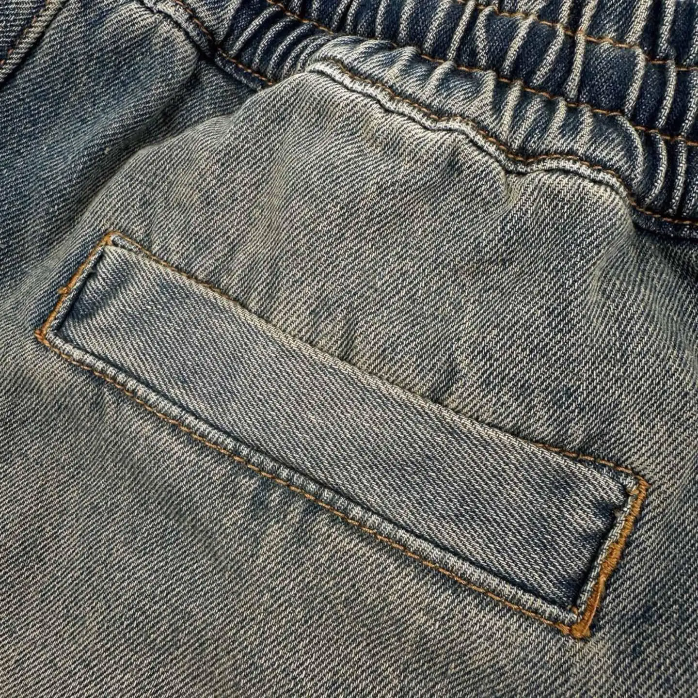 Star Logo Embroidered Wide-Leg Jeans D30022328 — view 9