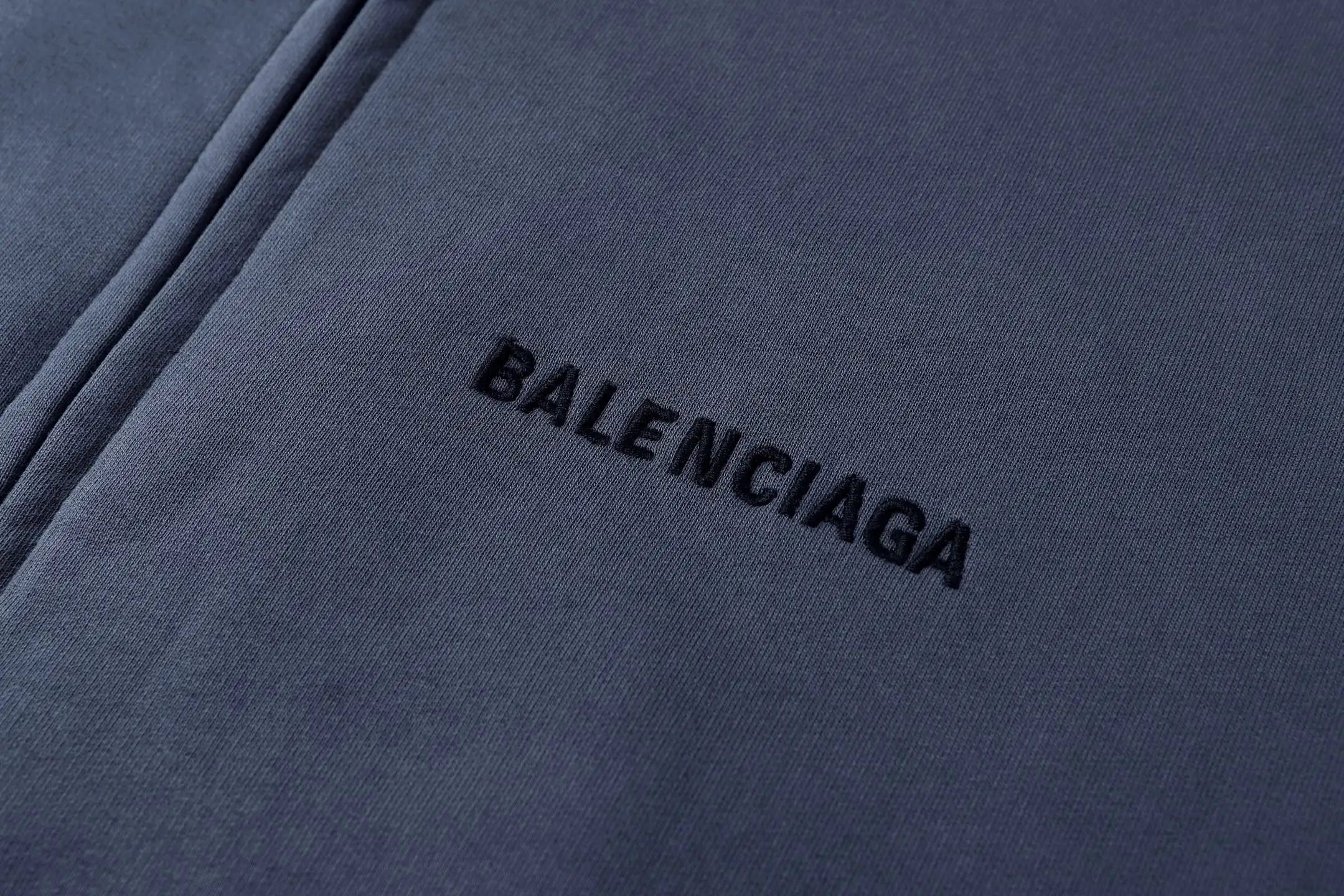 Hand-Painted Logo Embroidered Zip-Up Hoodie D30019173 — view 4