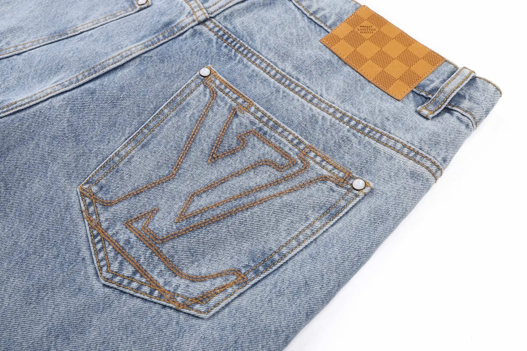 Embroidered Logo Straight-Leg Skate Jeans D30019084 — view 9