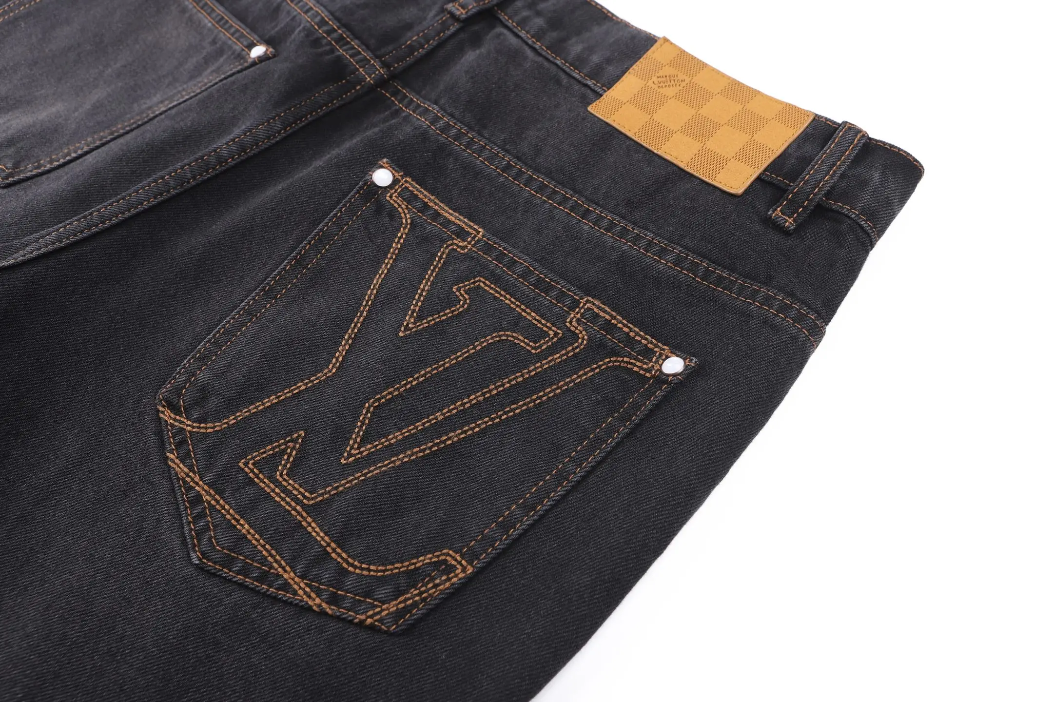 Embroidered Logo Straight-Leg Skate Jeans D30019083 — view 9