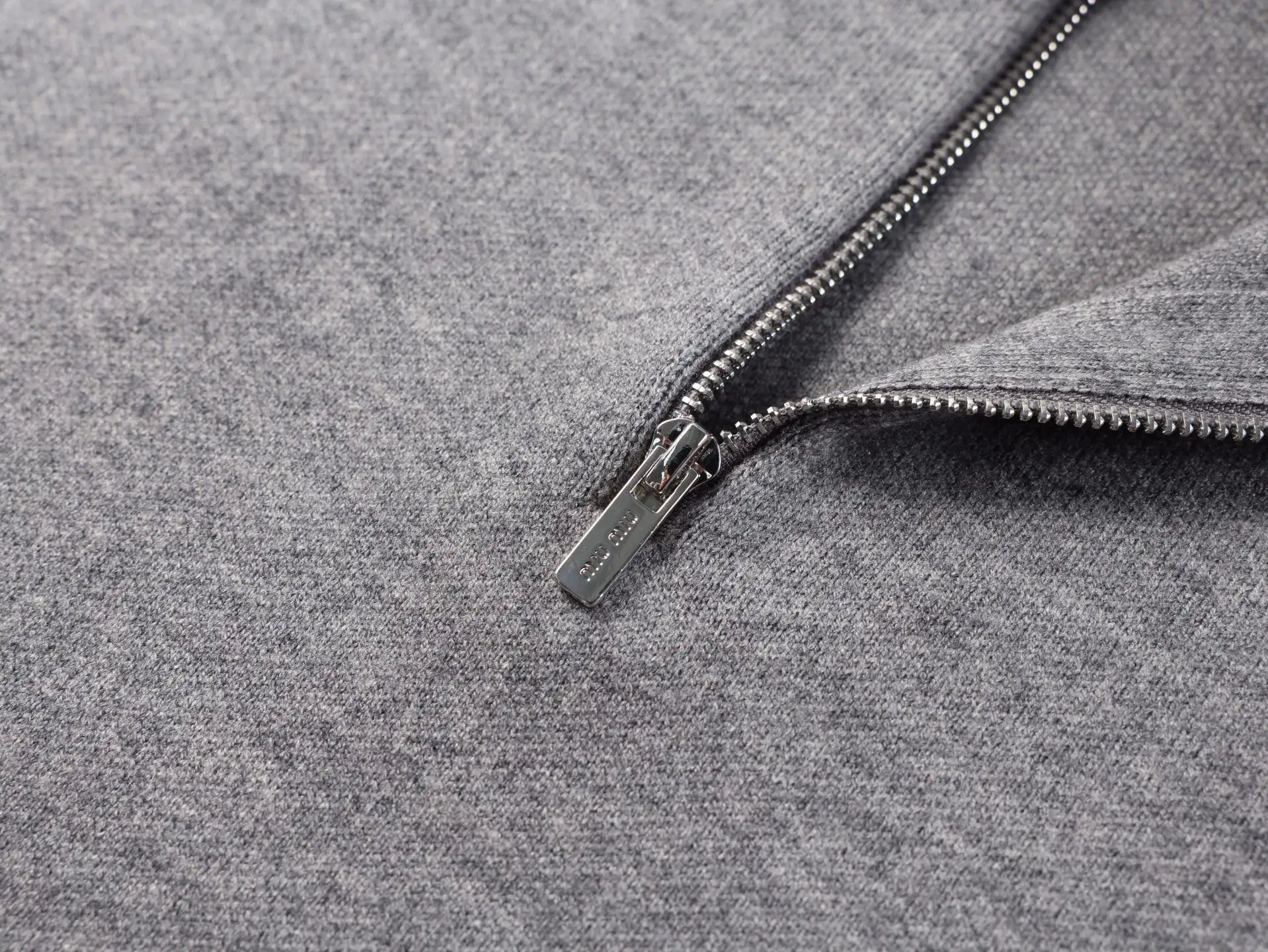 Logo-Intarsia Half-Zip Wool Sweater D30022335 — view 5