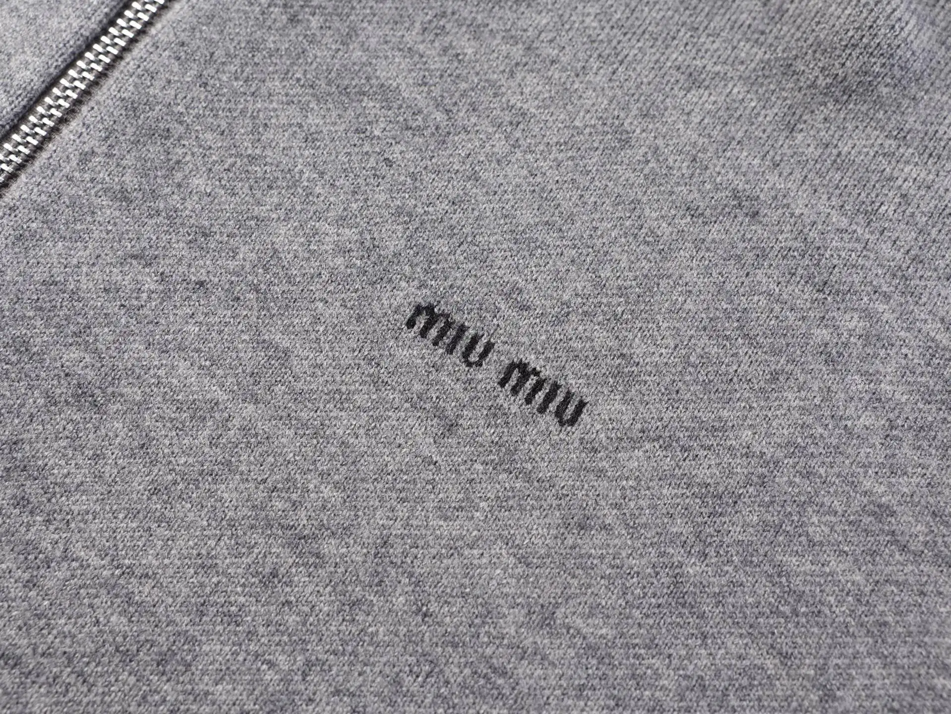 Logo-Intarsia Half-Zip Wool Sweater D30022335 — view 6