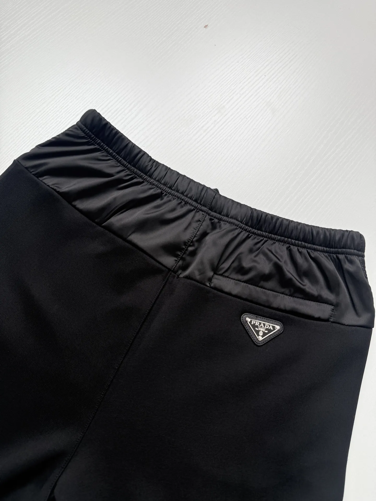 Nylon-Panelled Straight-Leg Sweatpants D30021979 — view 7