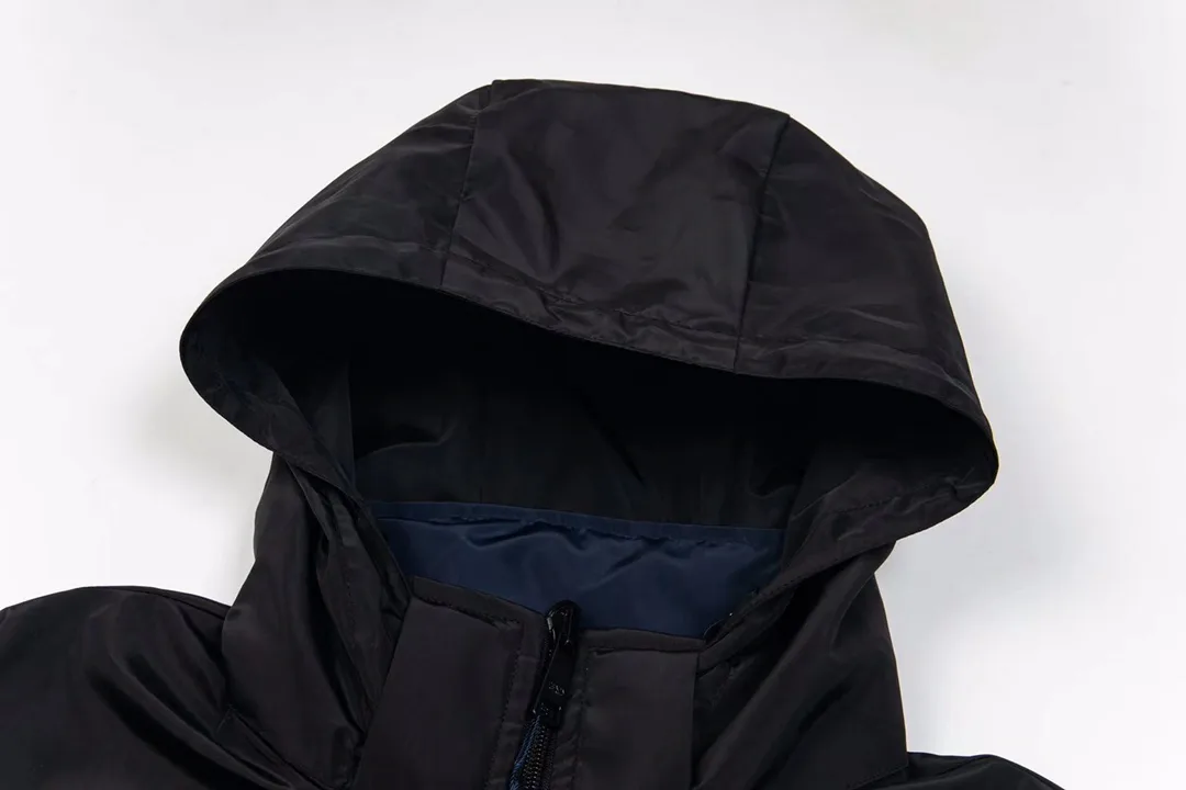 Logo-Plaque Re-Nylon Hooded Jacket D30013442 — view 5