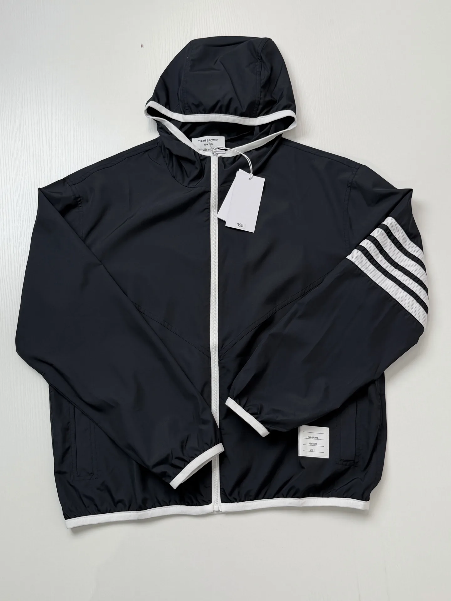 4-Bar Stripe Hooded Windbreaker D30018655 — view 3