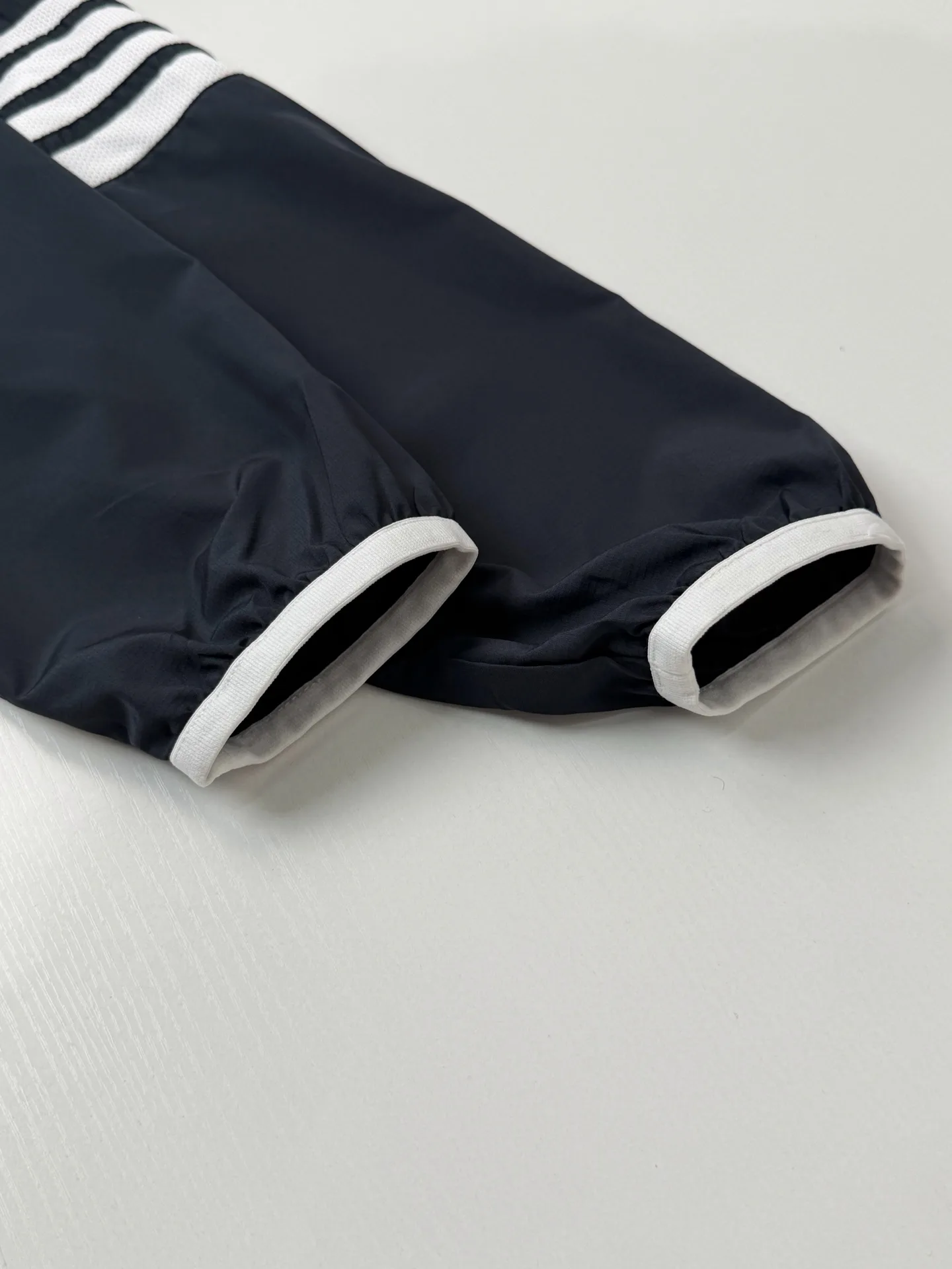 4-Bar Stripe Hooded Windbreaker D30018655 — view 7