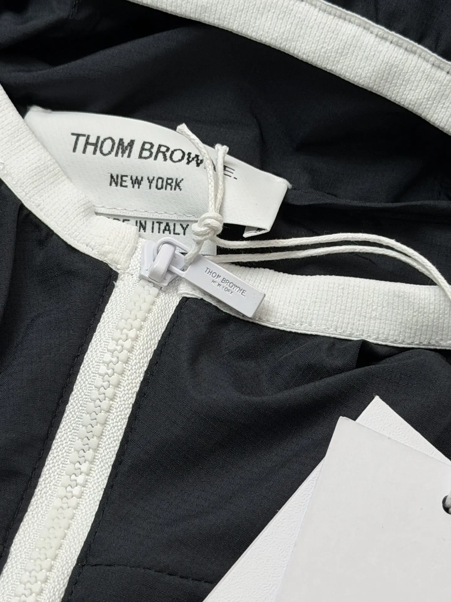 4-Bar Stripe Hooded Windbreaker D30018655 — view 10