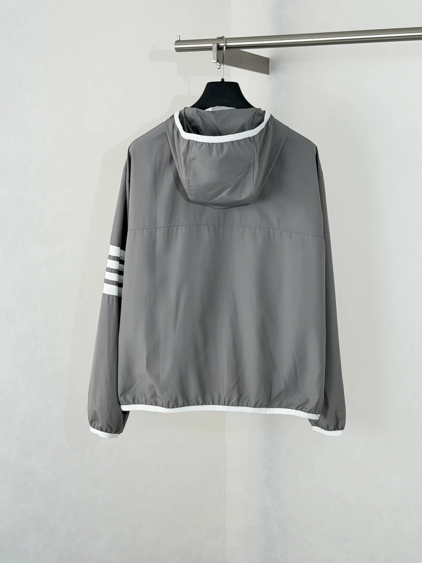 4-Bar Stripe Hooded Windbreaker D30018657 — view 2