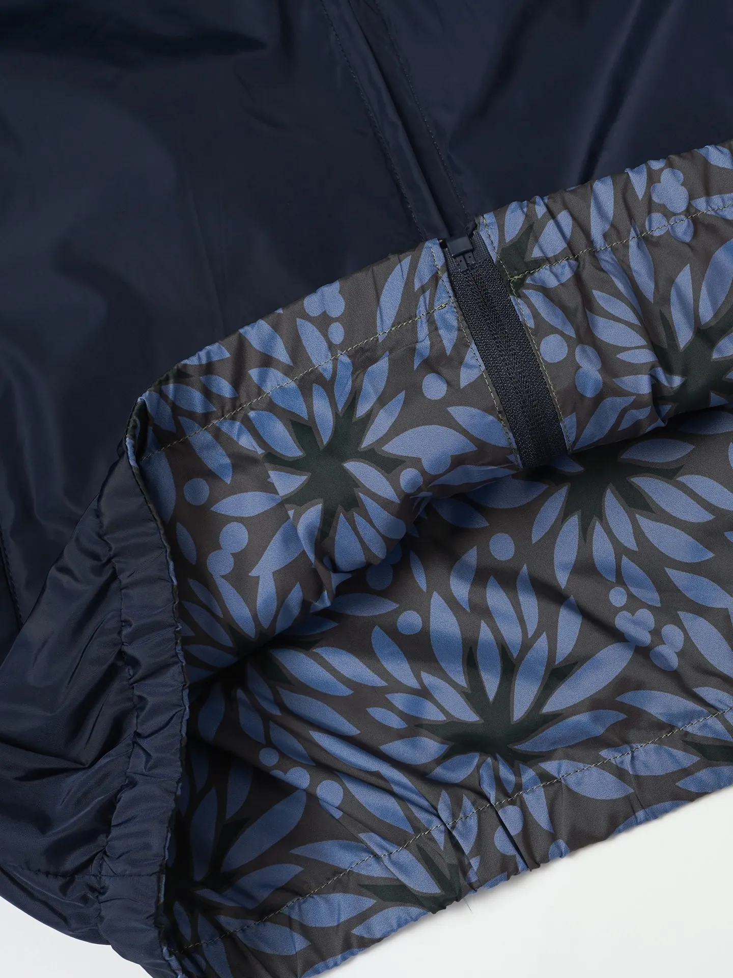 Reversible Floral-Print Re-Nylon Jacket D30024913 — view 9
