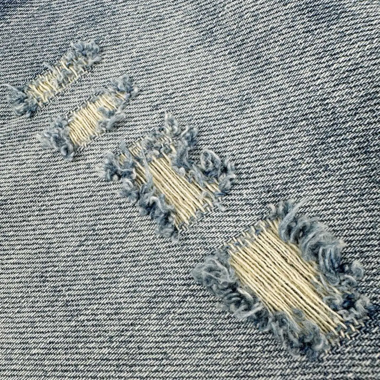 Distressed Wide-Leg Jeans D30522322 — view 7