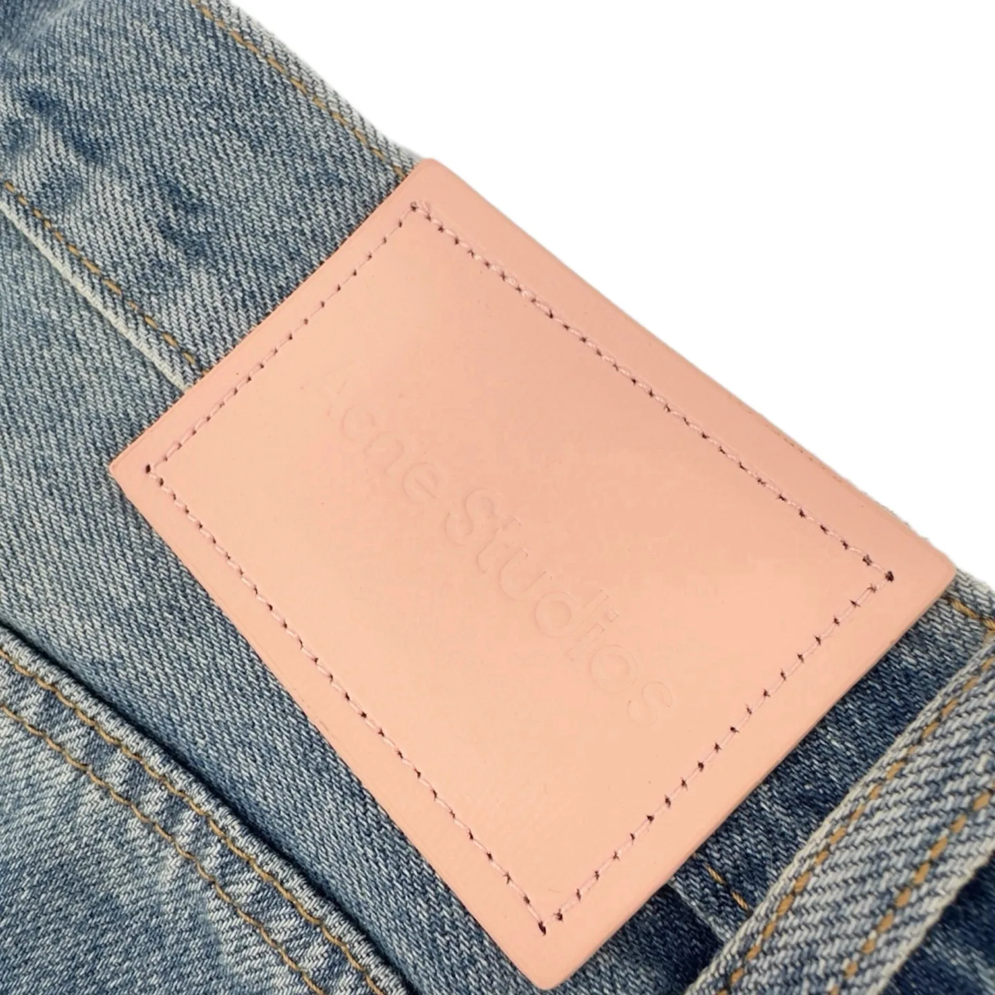 Distressed Wide-Leg Jeans D30522322 — view 9