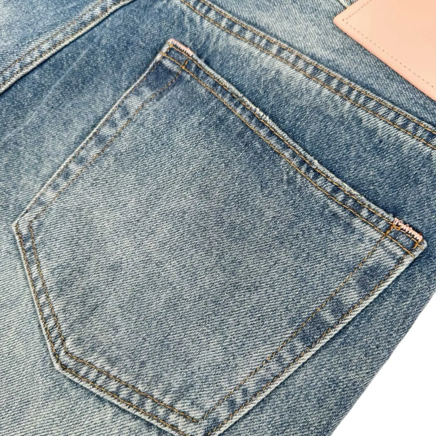 Distressed Wide-Leg Jeans D30522322 — view 10
