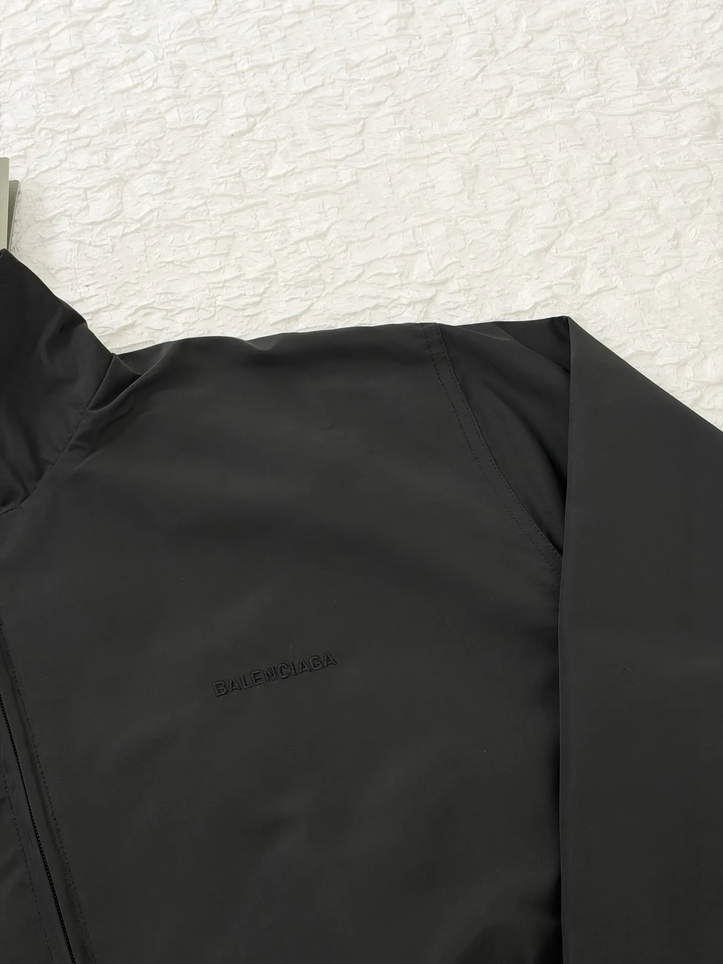 Graffiti Collage Nylon Track Jacket D30520480 — view 8