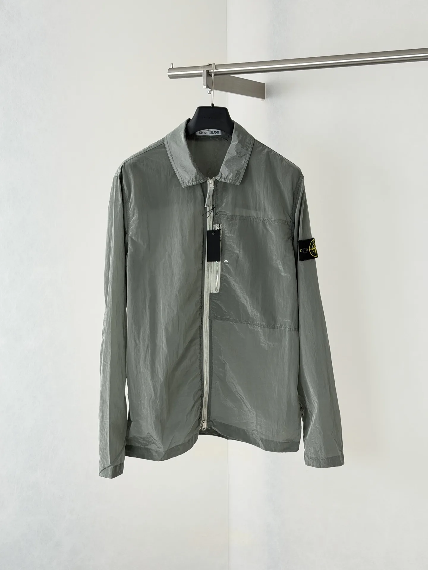 Crinkled Nylon Overshirt Jacket D30518714