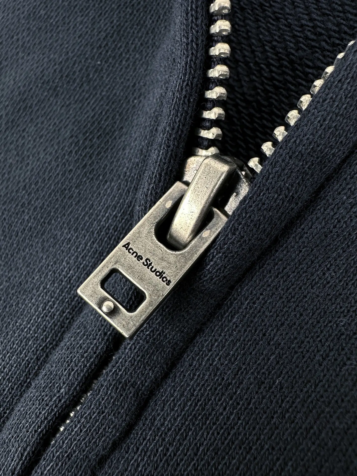 Logo-Print Distressed Fleece Zip-Up Jacket D30520512 — view 6