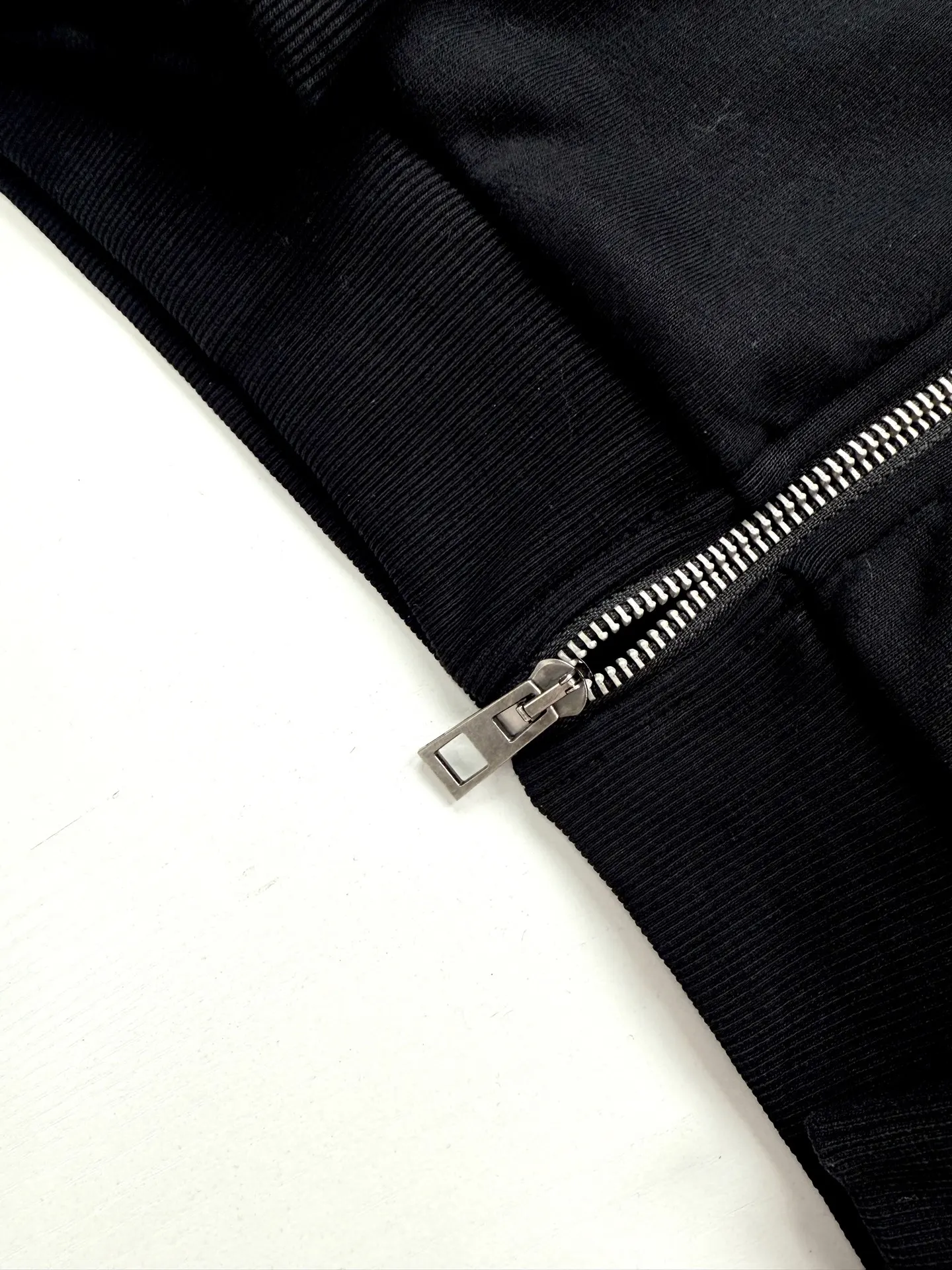 Anagram Embroidered Zip-Up Hoodie with Leather Drawstrings D30821960 — view 7