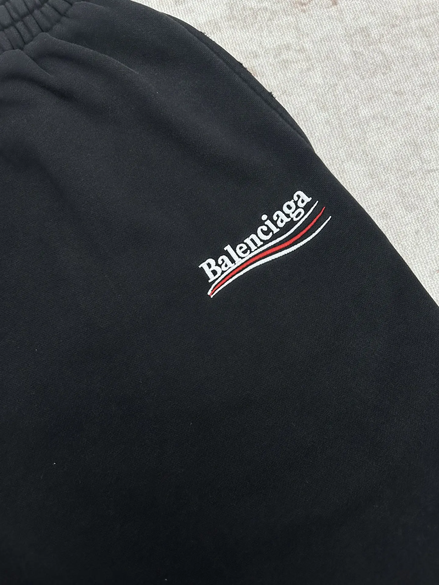 Logo-Embroidered Wide-Leg Sweatpants D31014378 — view 4