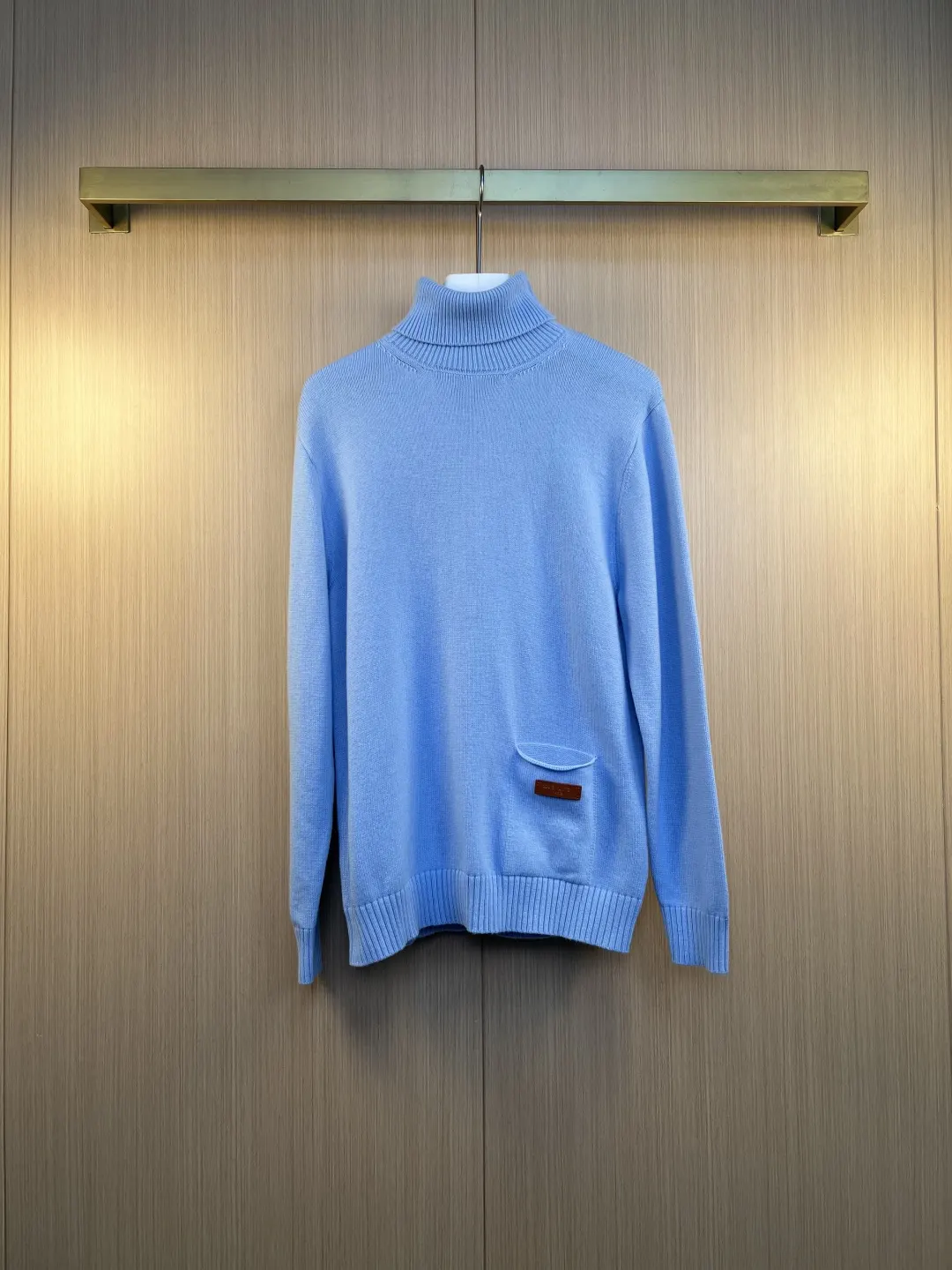Logo-Patch Roll-Neck Knit Sweater D31019187