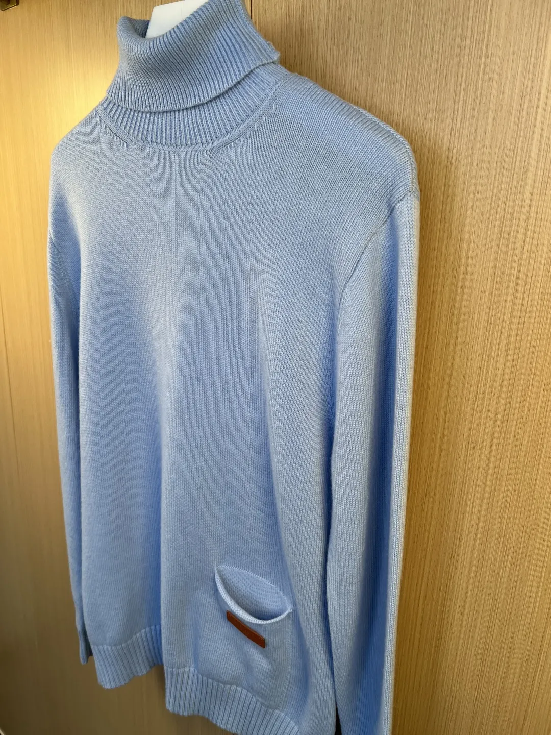 Logo-Patch Roll-Neck Knit Sweater D31019187 — view 4