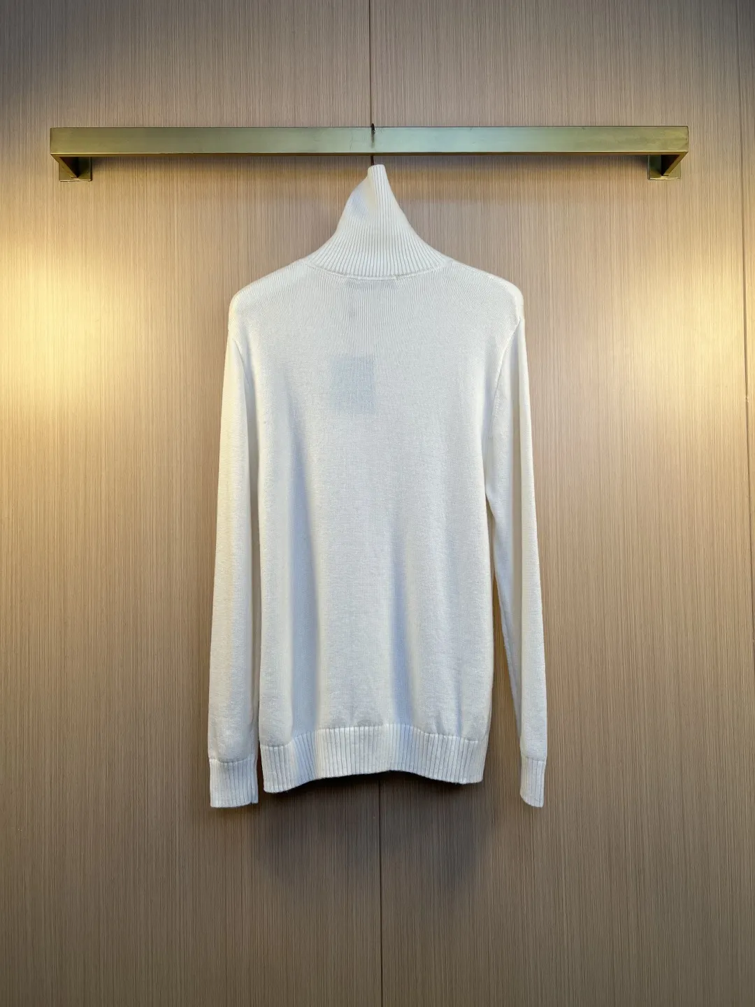 Logo Patch Roll-Neck Knit Sweater D31019186 — view 7