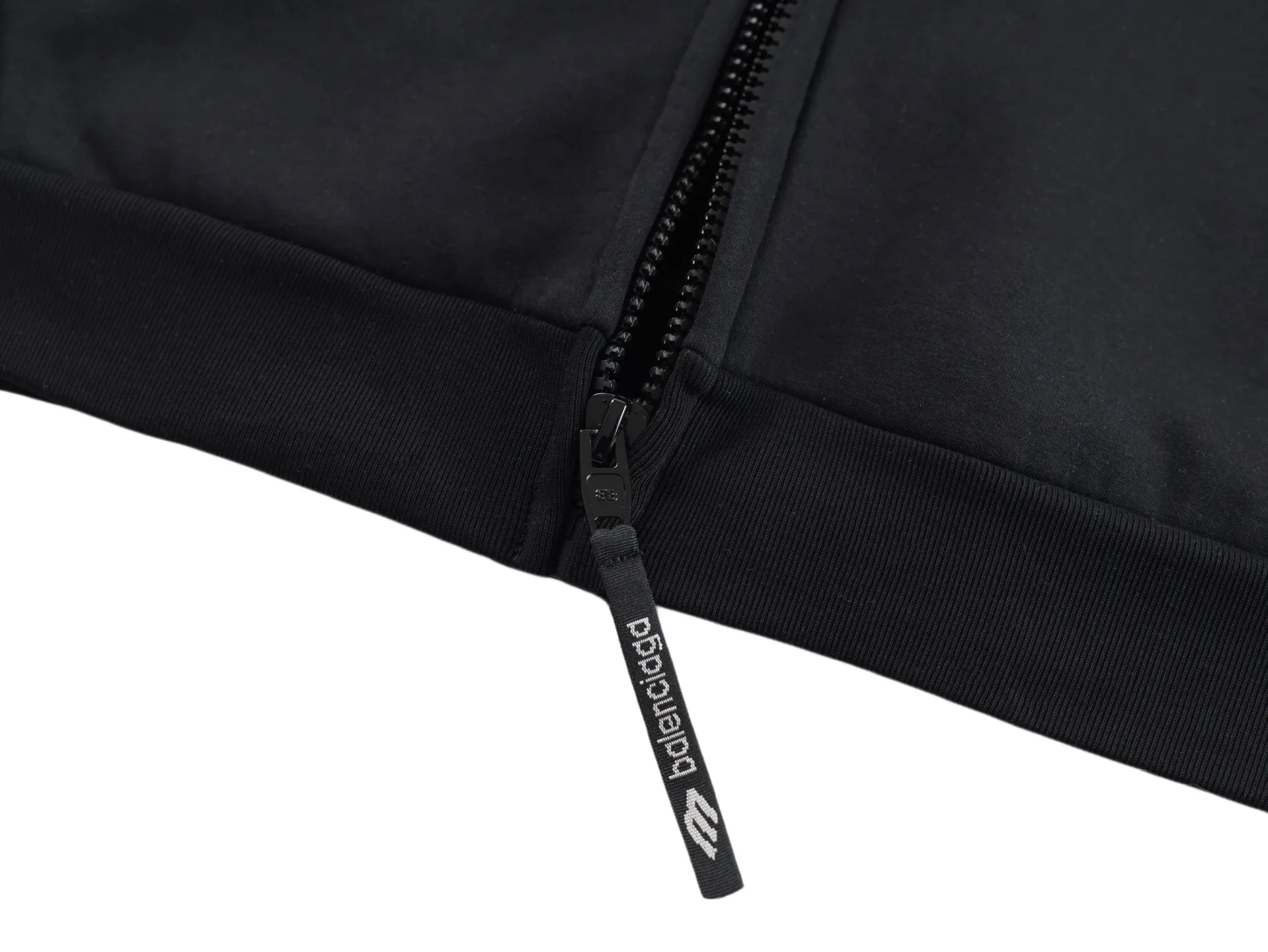 Logo-Embroidered Zip-Up Hoodie D31022498 — view 6