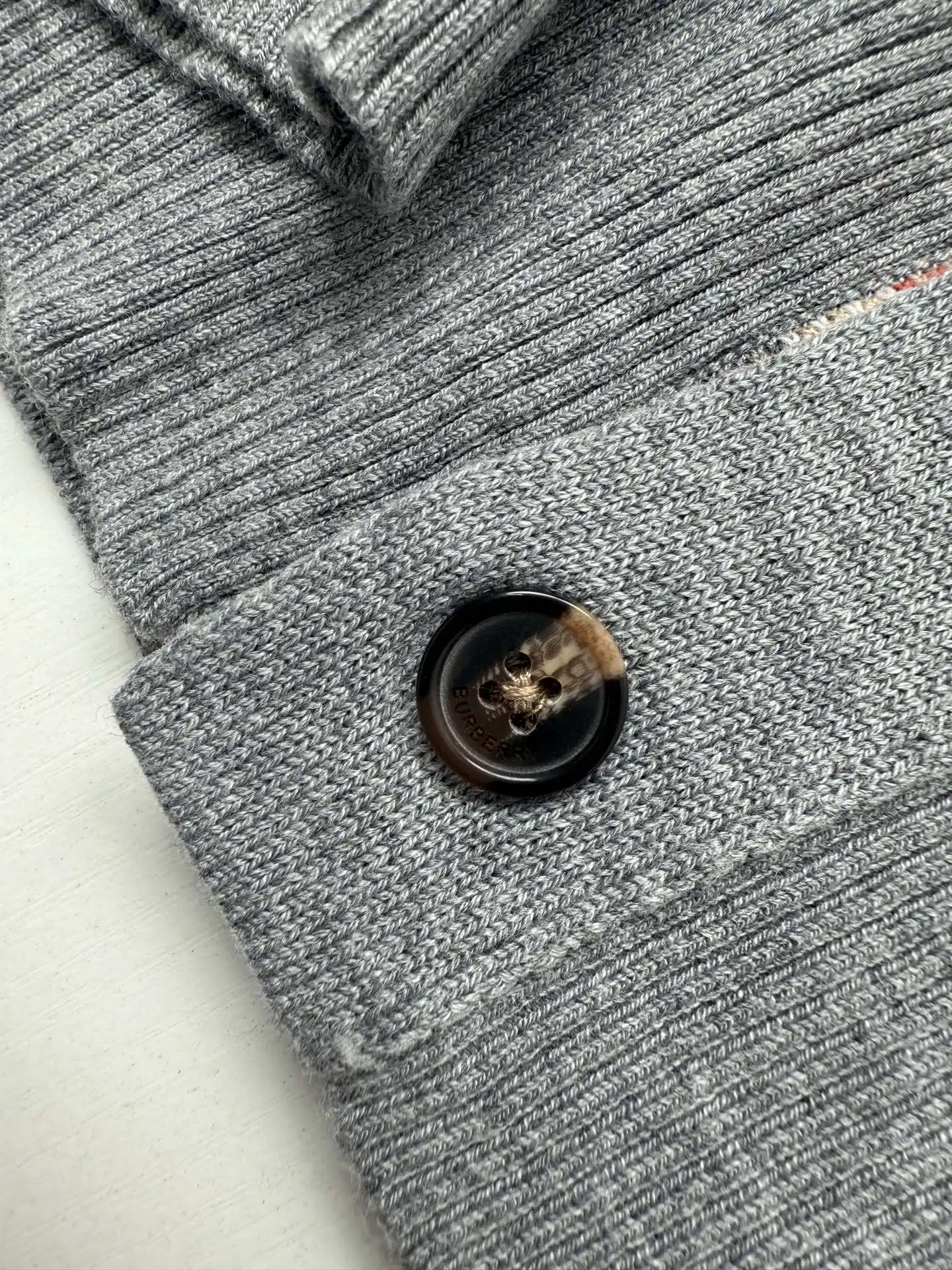 Check-Trim Knit Polo Cardigan D31022006 — view 10