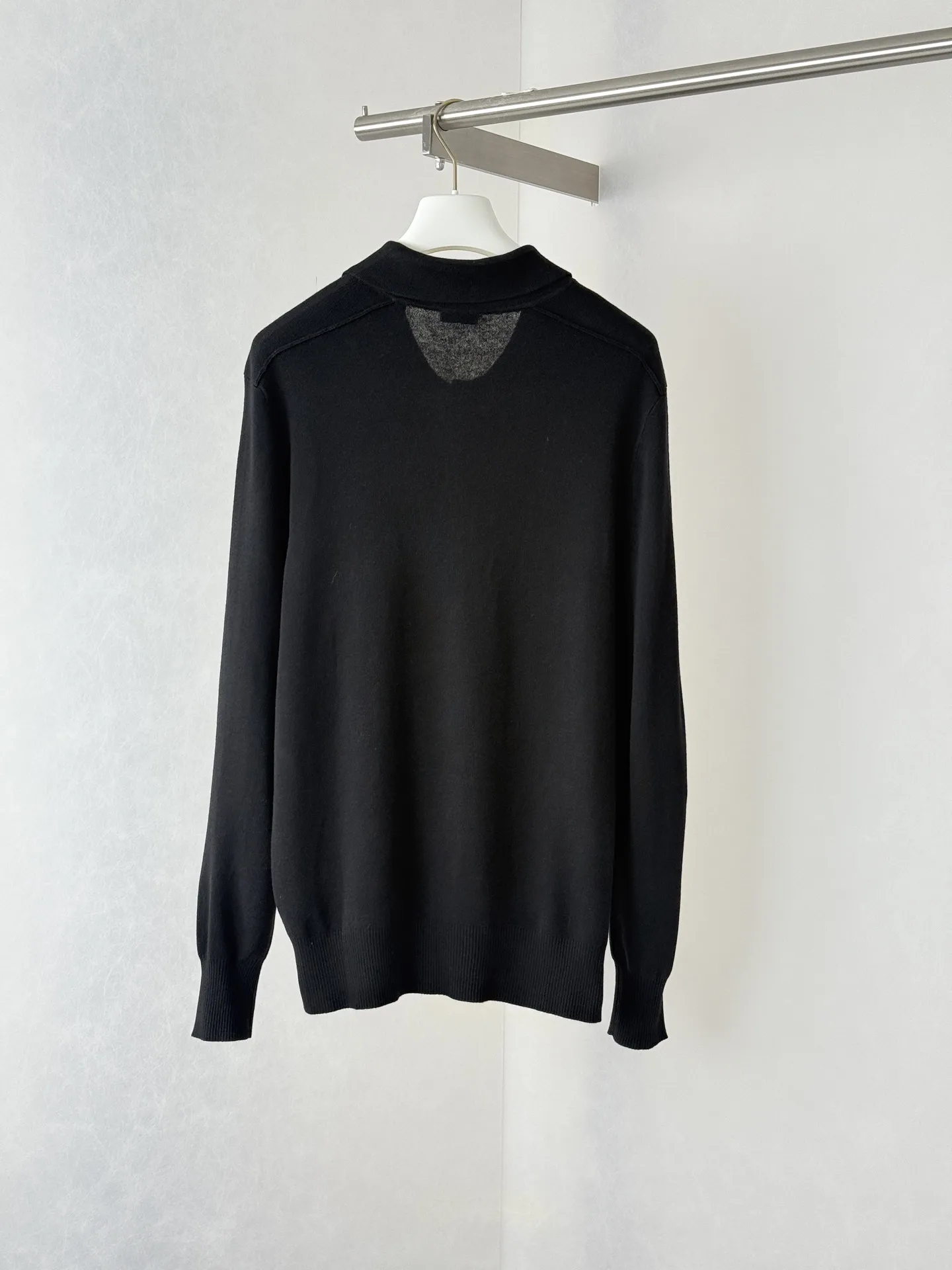 Check-Trim Knit Cardigan with Spread Collar D31022007 — view 2