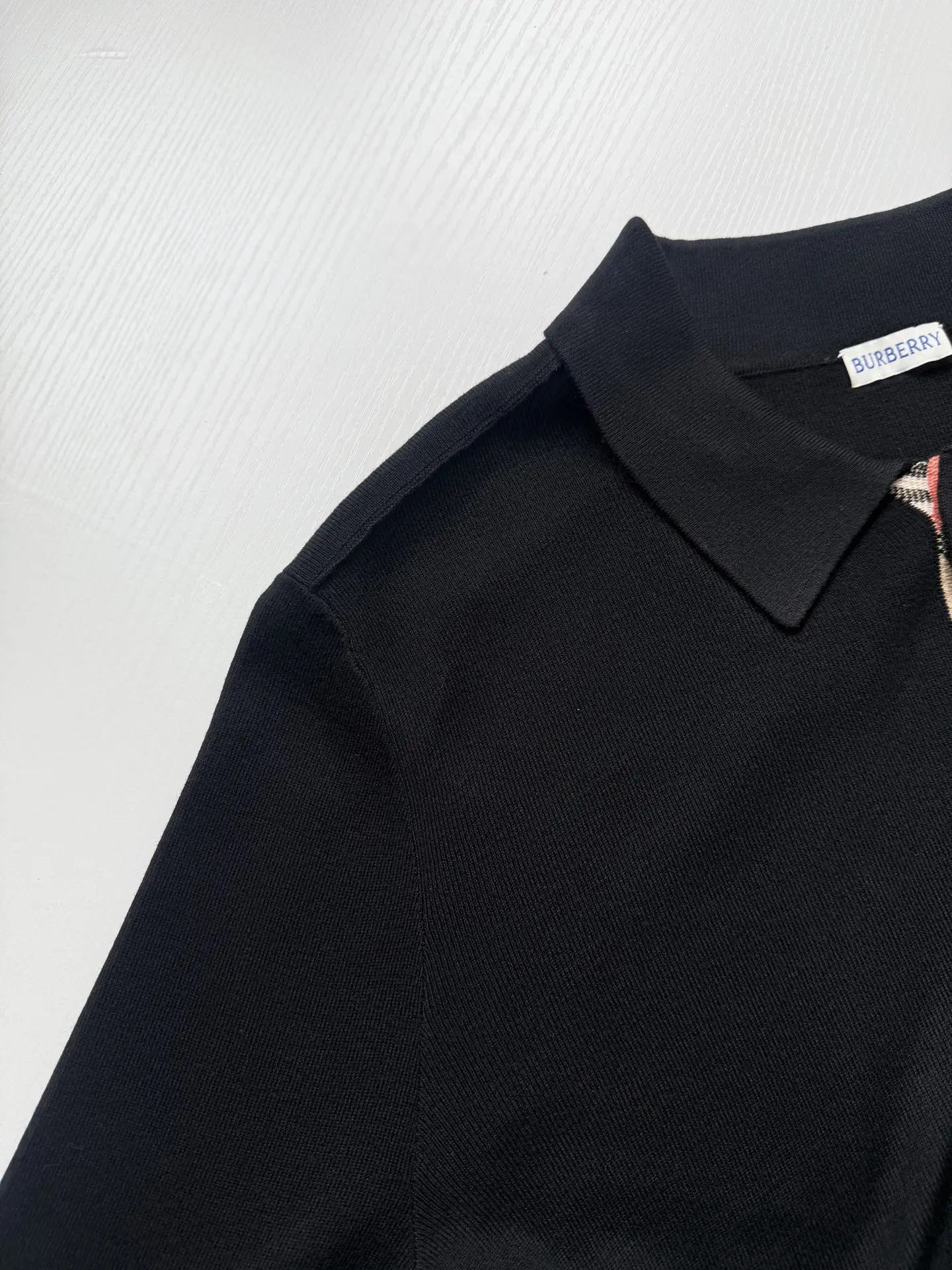 Check-Trim Knit Cardigan with Spread Collar D31022007 — view 5
