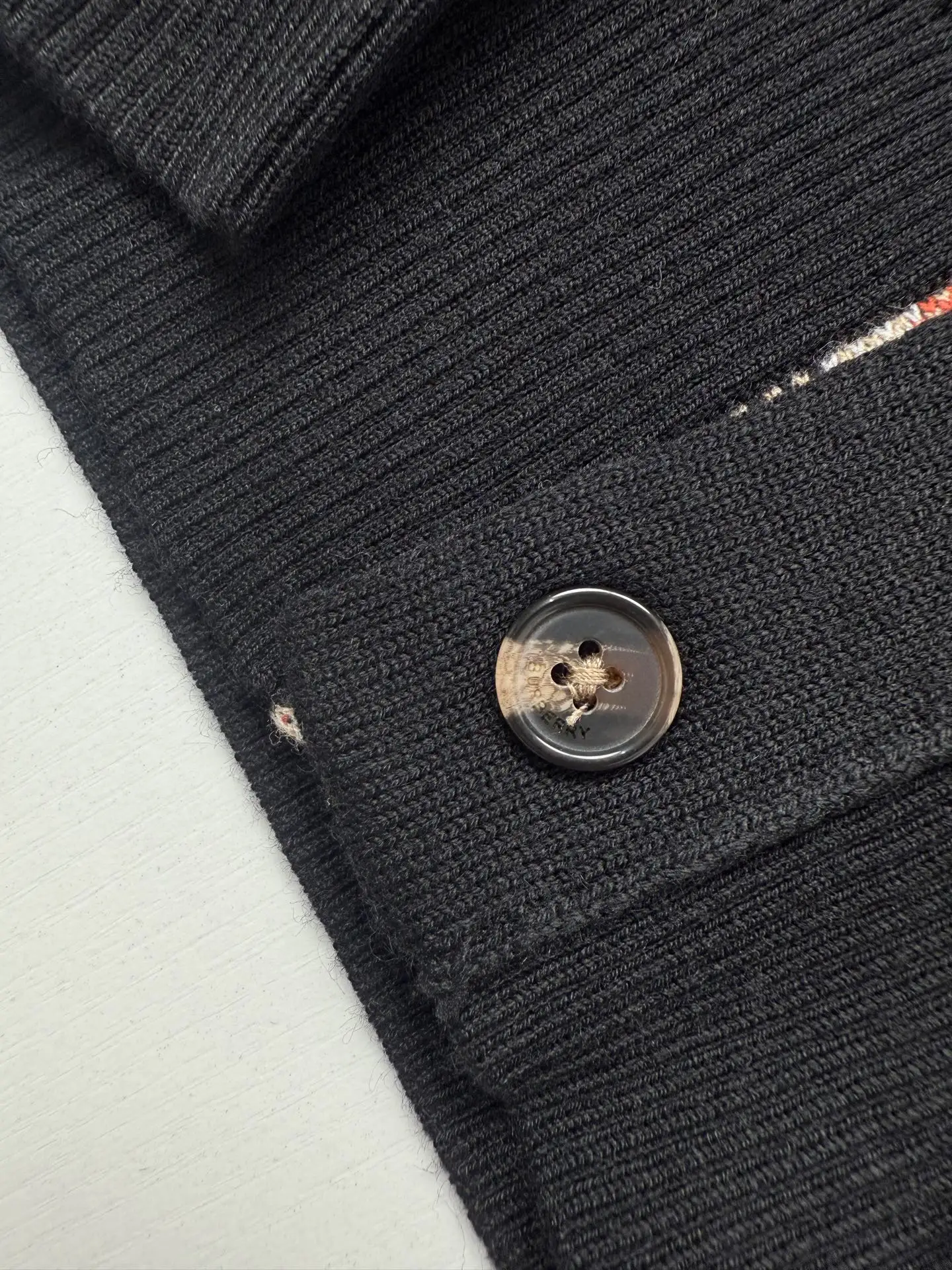 Check-Trim Knit Cardigan with Spread Collar D31022007 — view 9