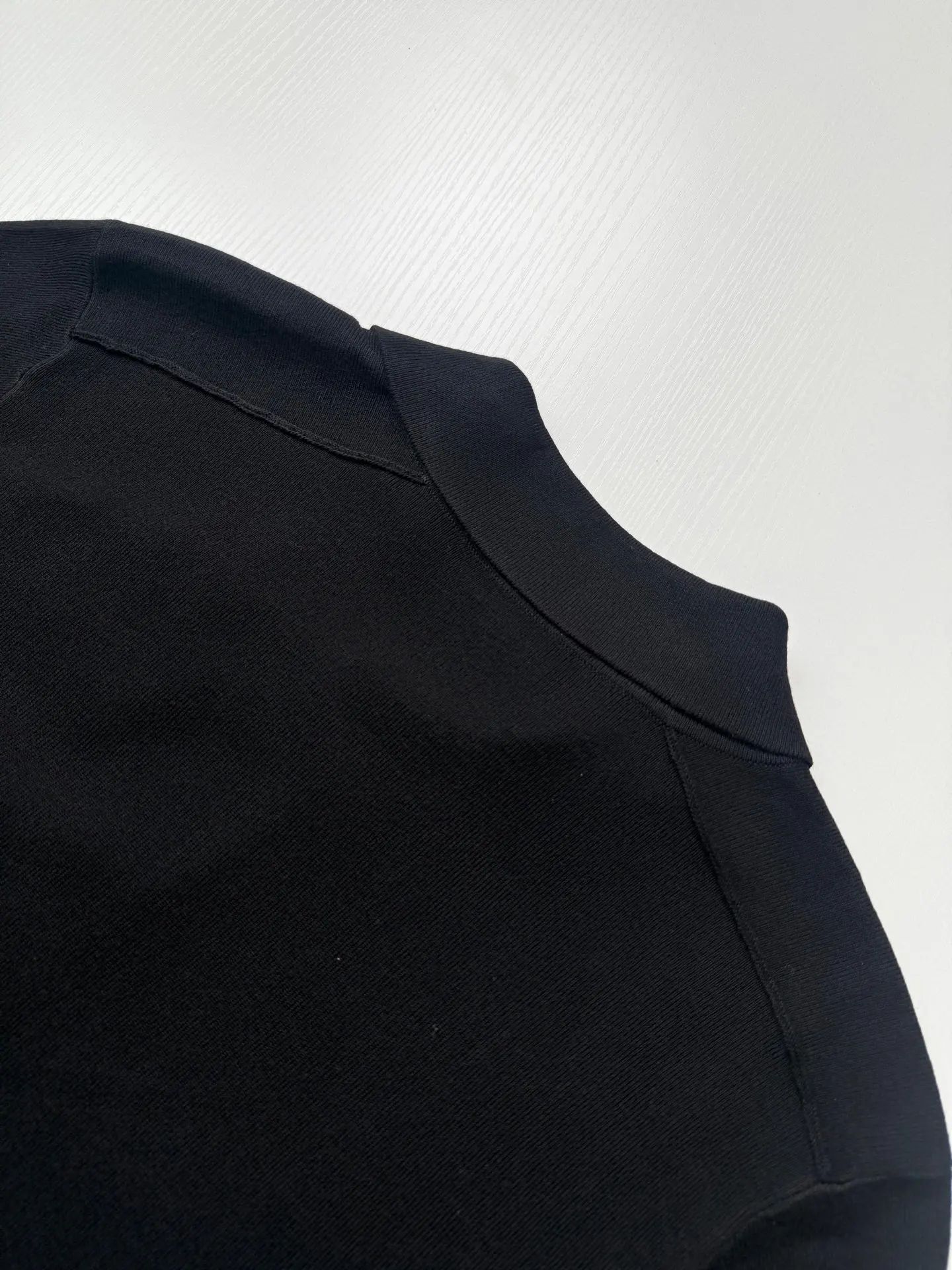 Check-Trim Knit Cardigan with Spread Collar D31022007 — view 10