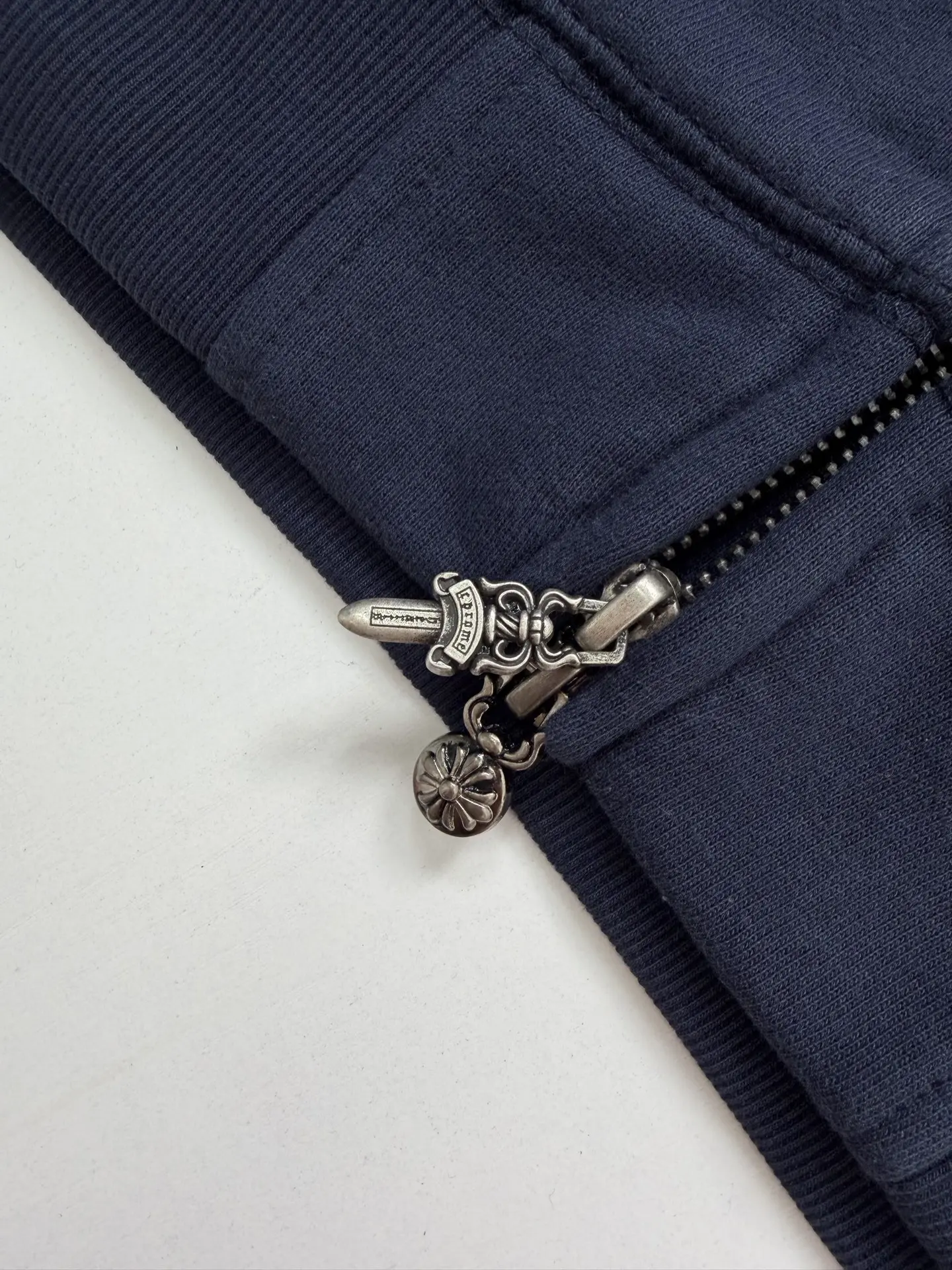 Cross Patch Zip-Up Cotton Hoodie D31021981 — view 5