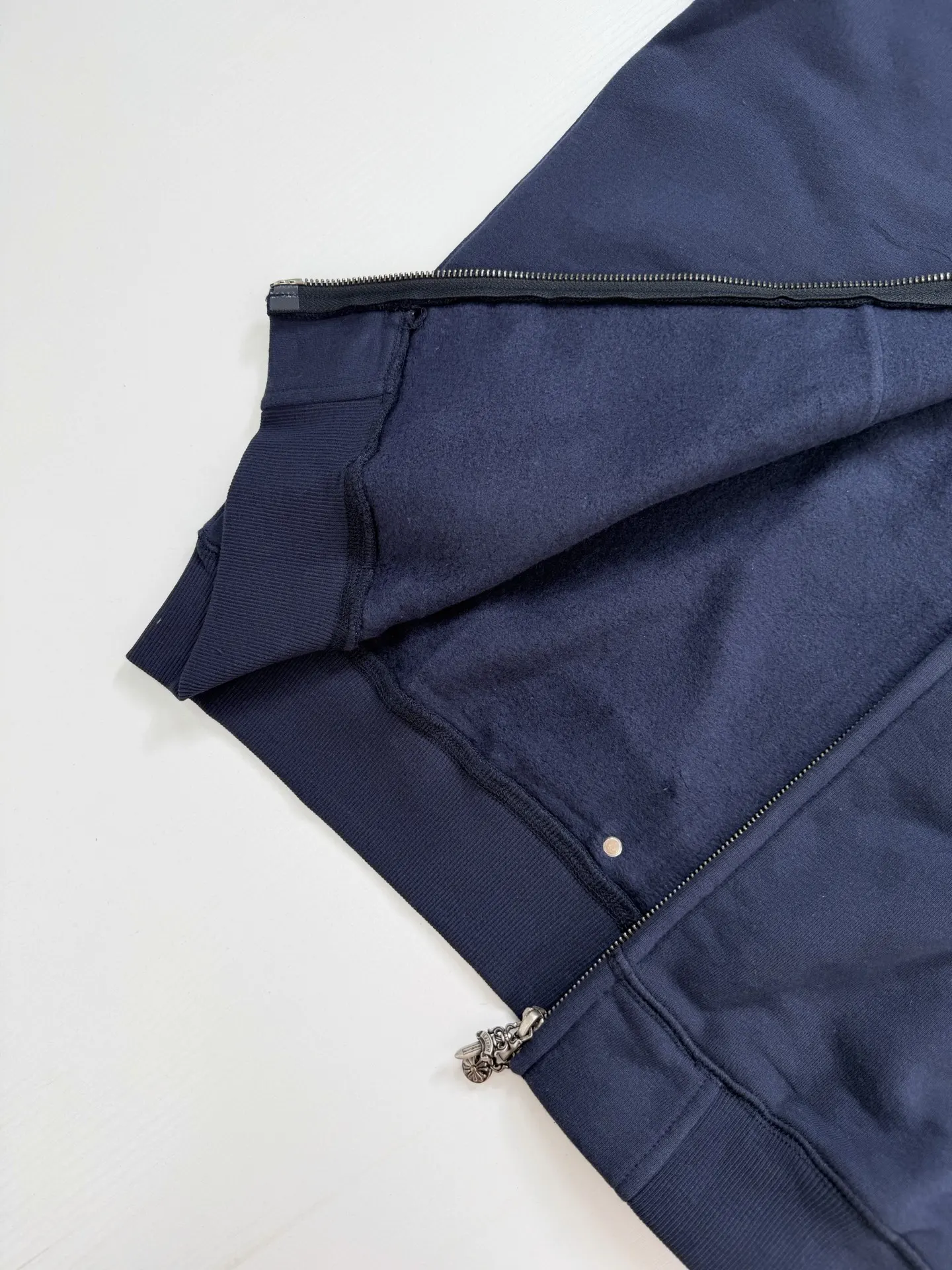 Cross Patch Zip-Up Cotton Hoodie D31021981 — view 6