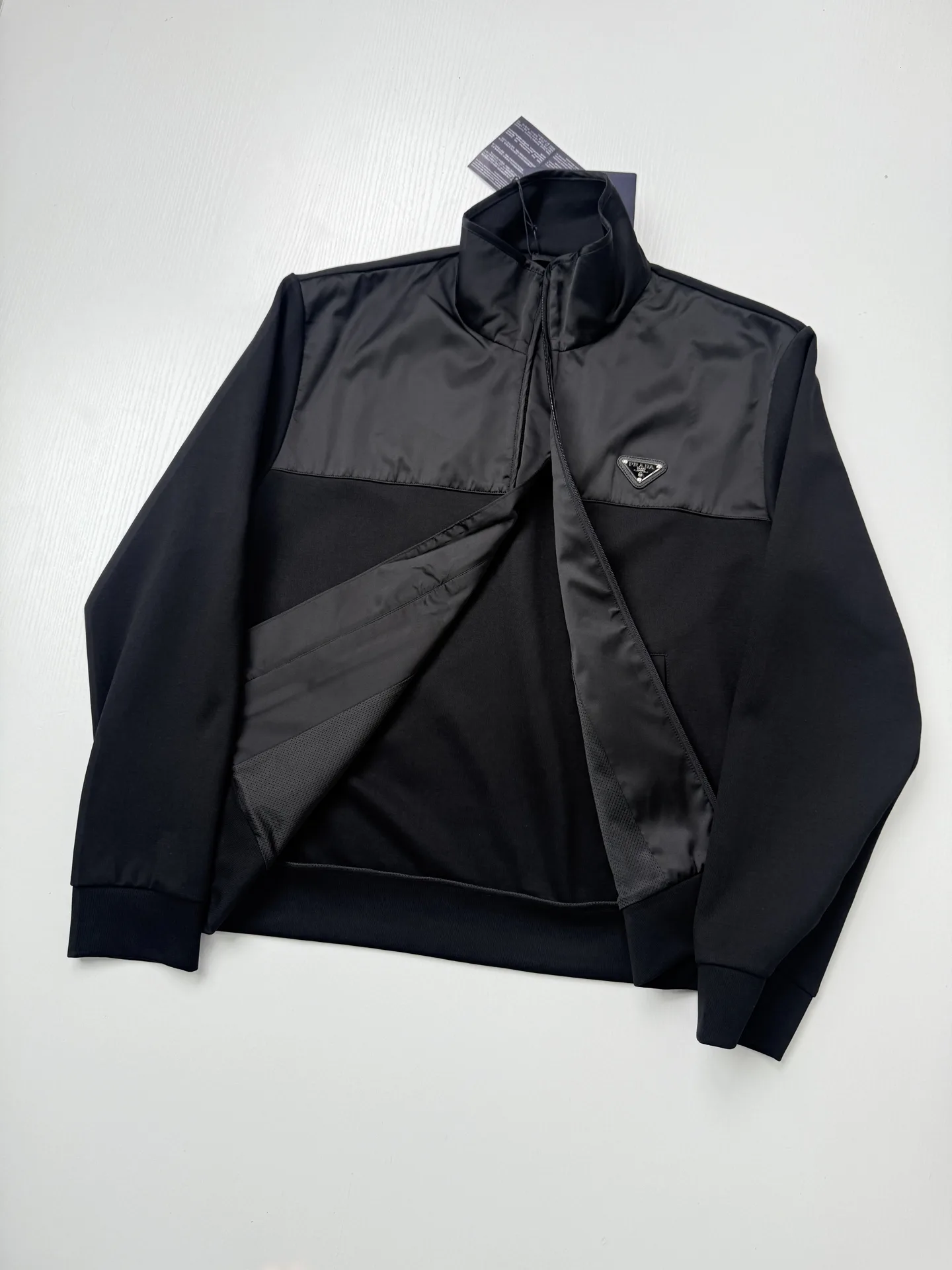 Nylon-Panelled Zip-Up Track Jacket D31021978 — view 4