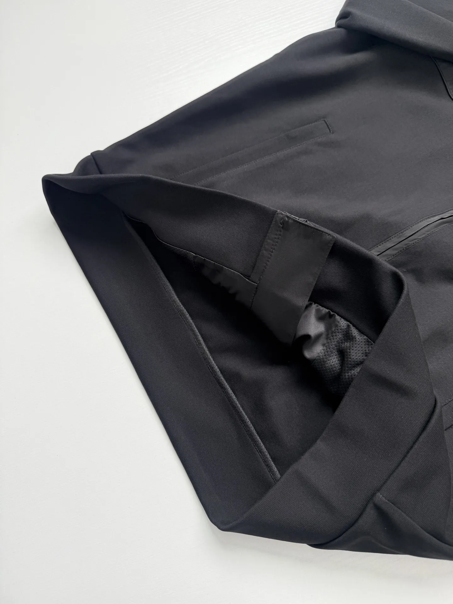 Nylon-Panelled Zip-Up Track Jacket D31021978 — view 7
