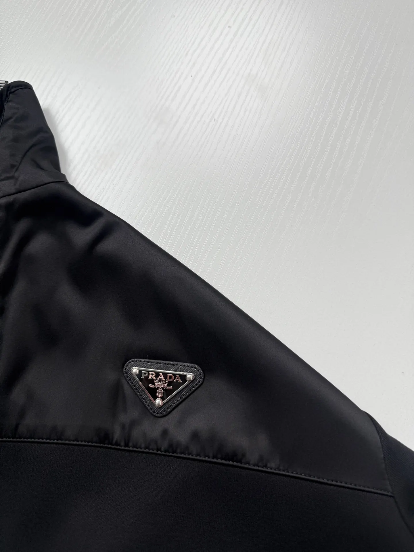 Nylon-Panelled Zip-Up Track Jacket D31021978 — view 10