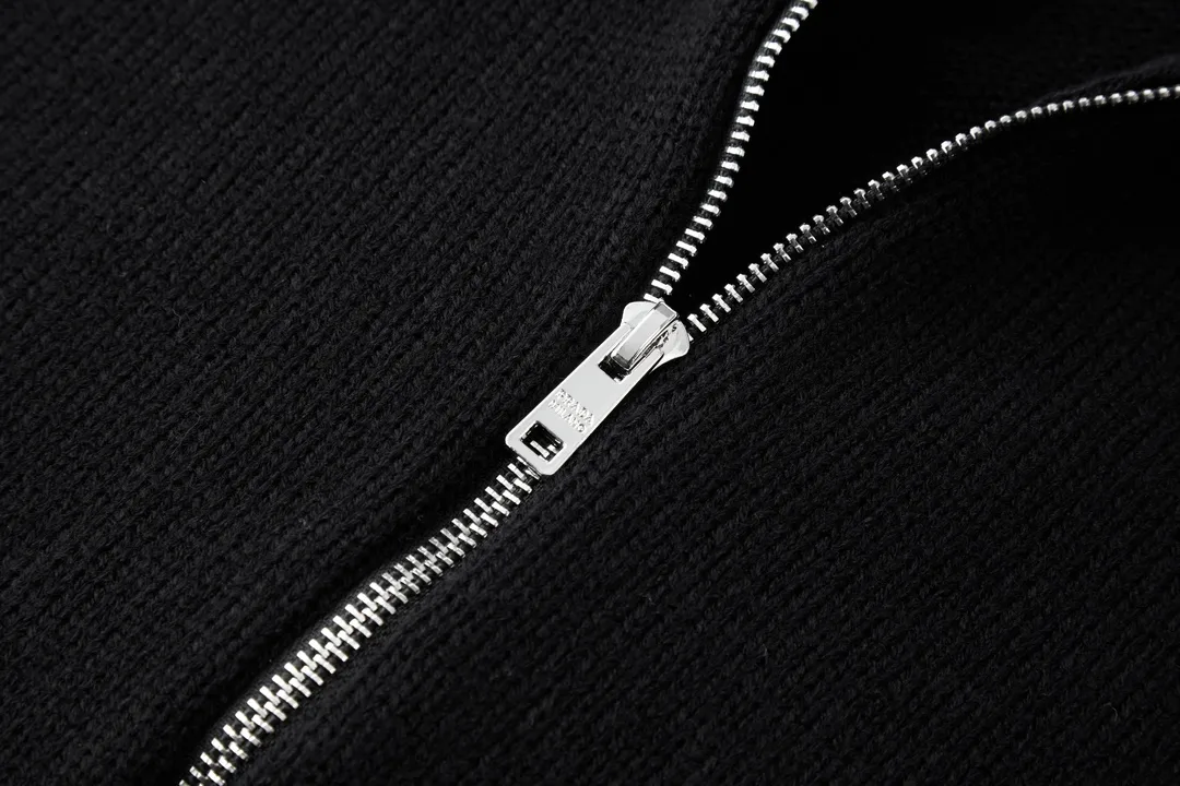 Logo-Embroidered Wool-Blend Zip-Up Cardigan D31022480 — view 6