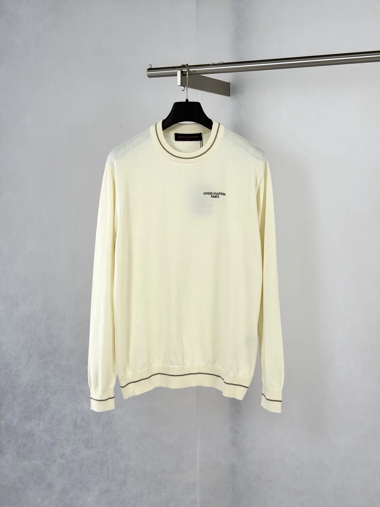 Logo Embroidered Tipped Crew-Neck Sweater D31521966