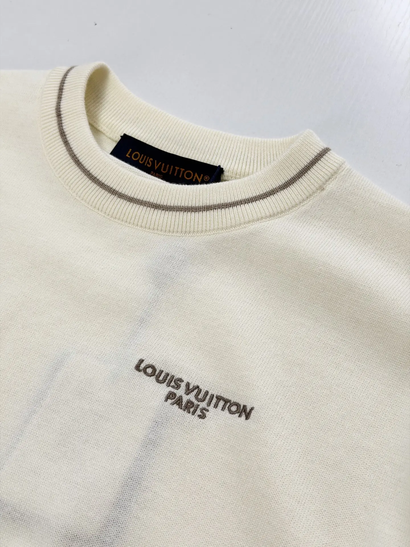 Logo Embroidered Tipped Crew-Neck Sweater D31521966 — view 5