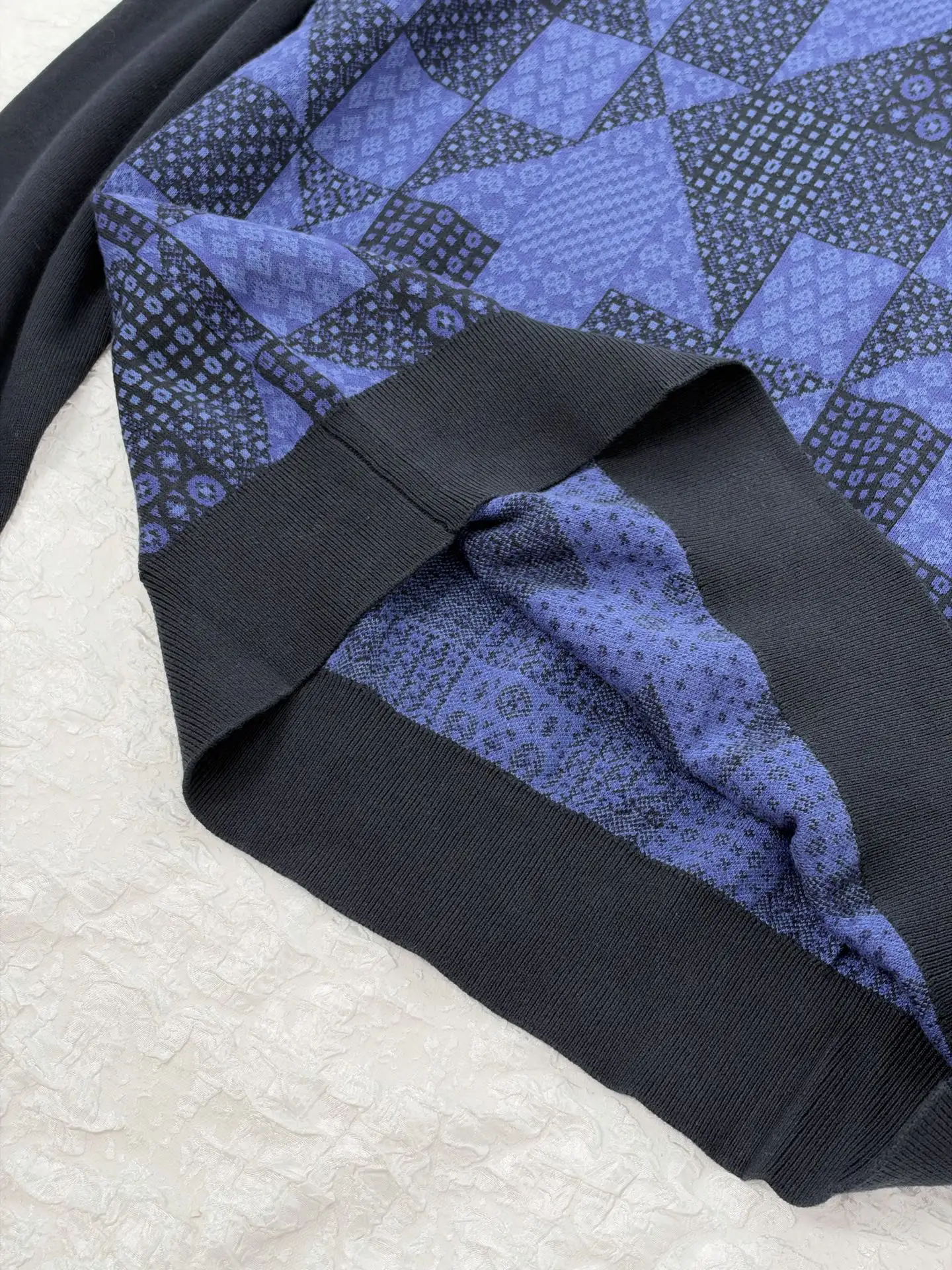 Damier Jacquard Knit Long-Sleeved Polo Shirt D31520477 — view 8
